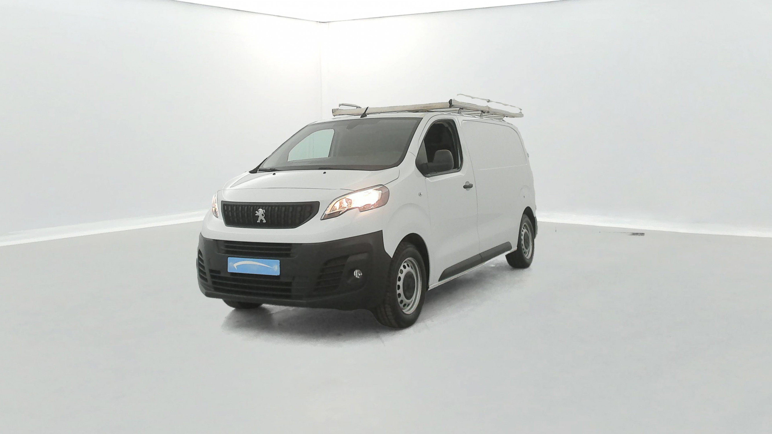 Peugeot Expert EXPERT FGN TOLE M BLUEHDI 120 S&S BVM6 occasion de 2023 en vente à Vannes