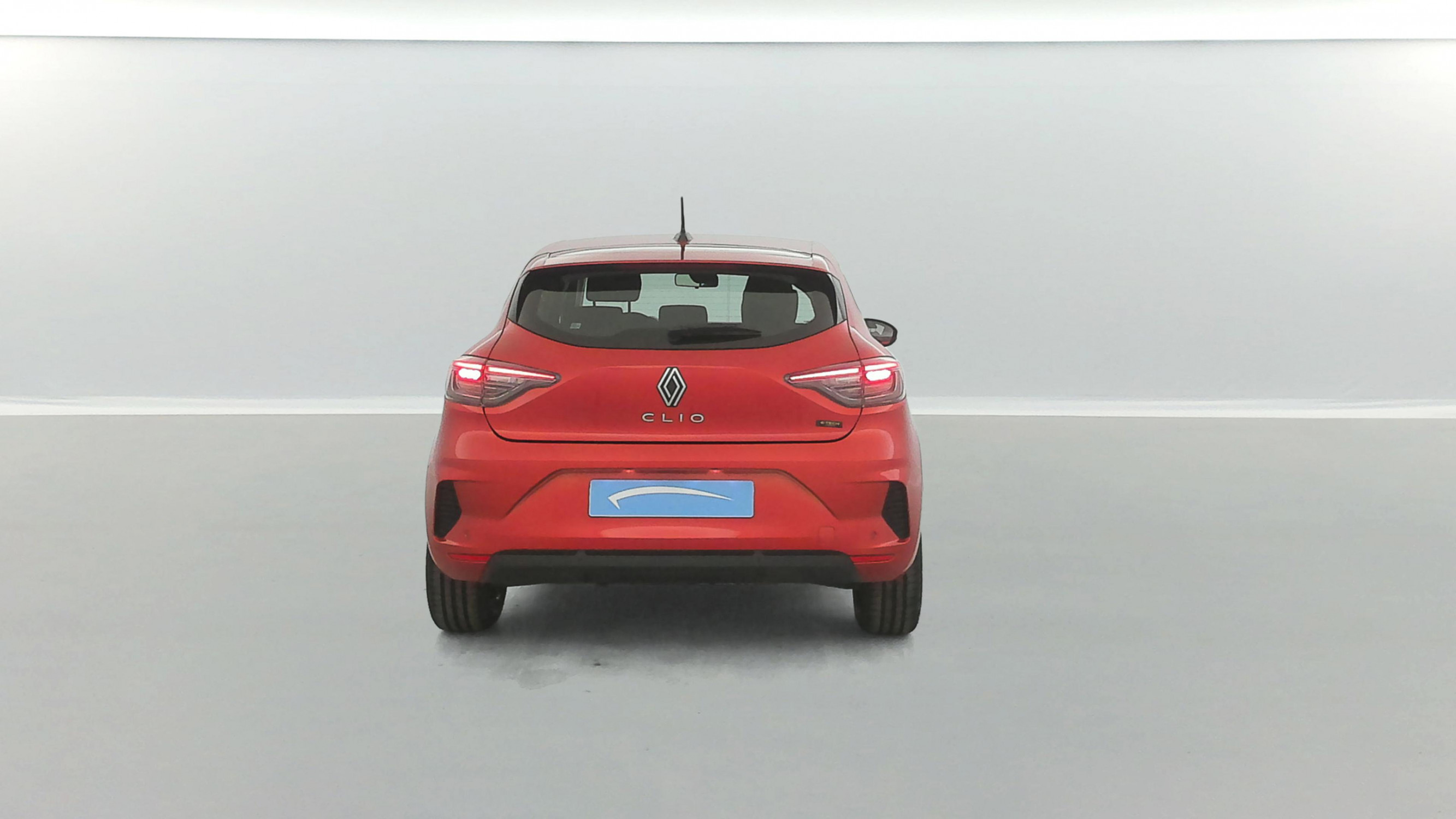 Vente en ligne Renault Clio 5 Clio E-Tech full hybrid 145 ch GSR2 au prix de 18 990 €