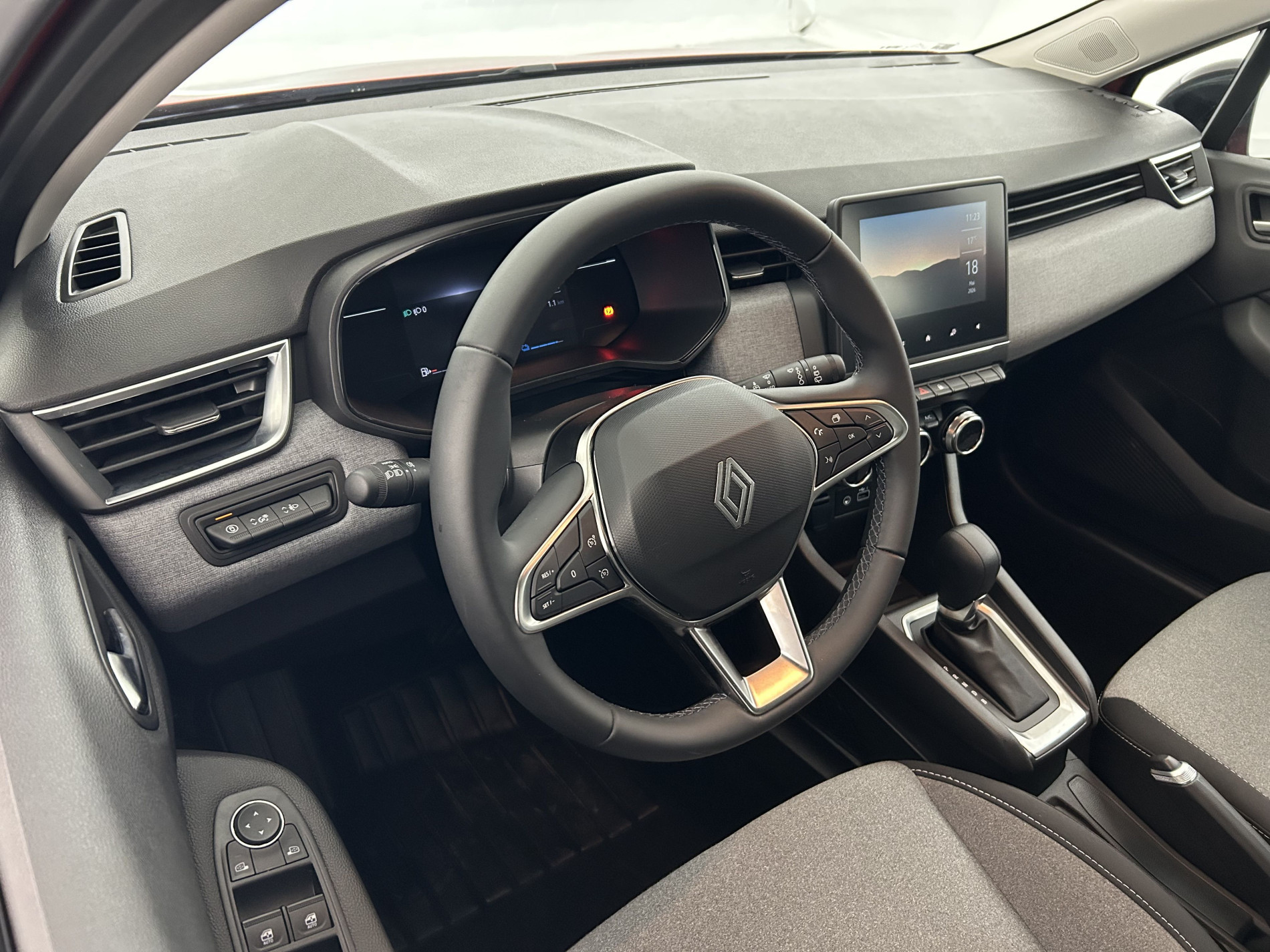 Vente en ligne Renault Clio 5 Clio E-Tech full hybrid 145 ch GSR2 au prix de 18 990 €