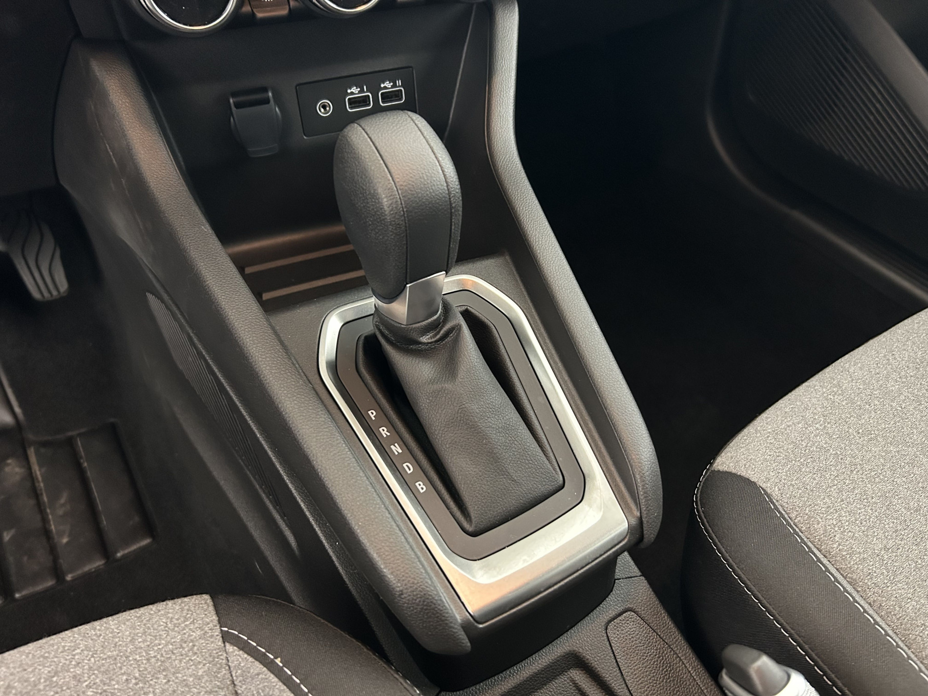 Vente en ligne Renault Clio 5 Clio E-Tech full hybrid 145 ch GSR2 au prix de 18 990 €