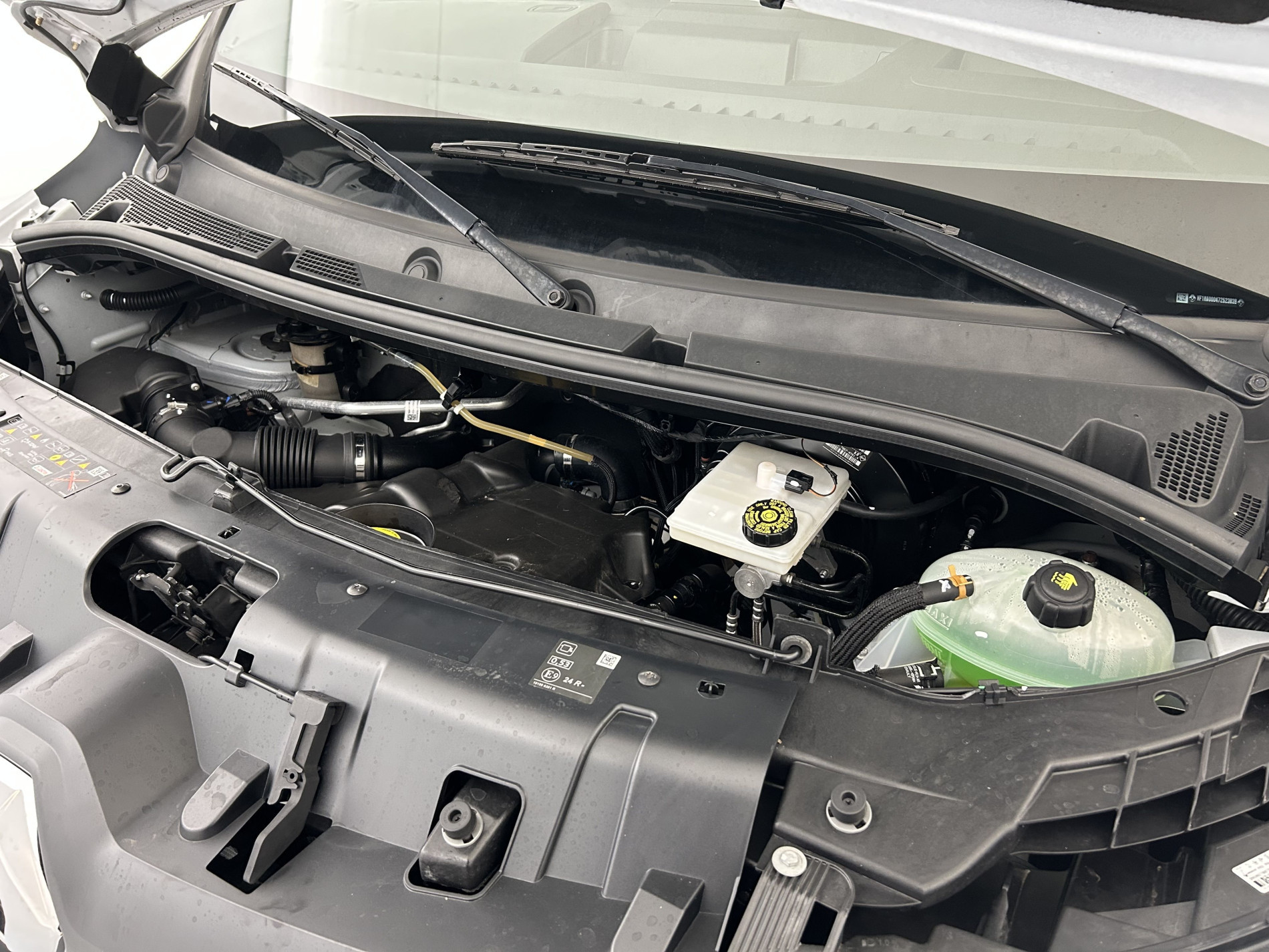 Vente en ligne Renault Master Fourgon MASTER FGN TRAC F3500 L2H2 BLUE DCI 135 au prix de 20 990 €