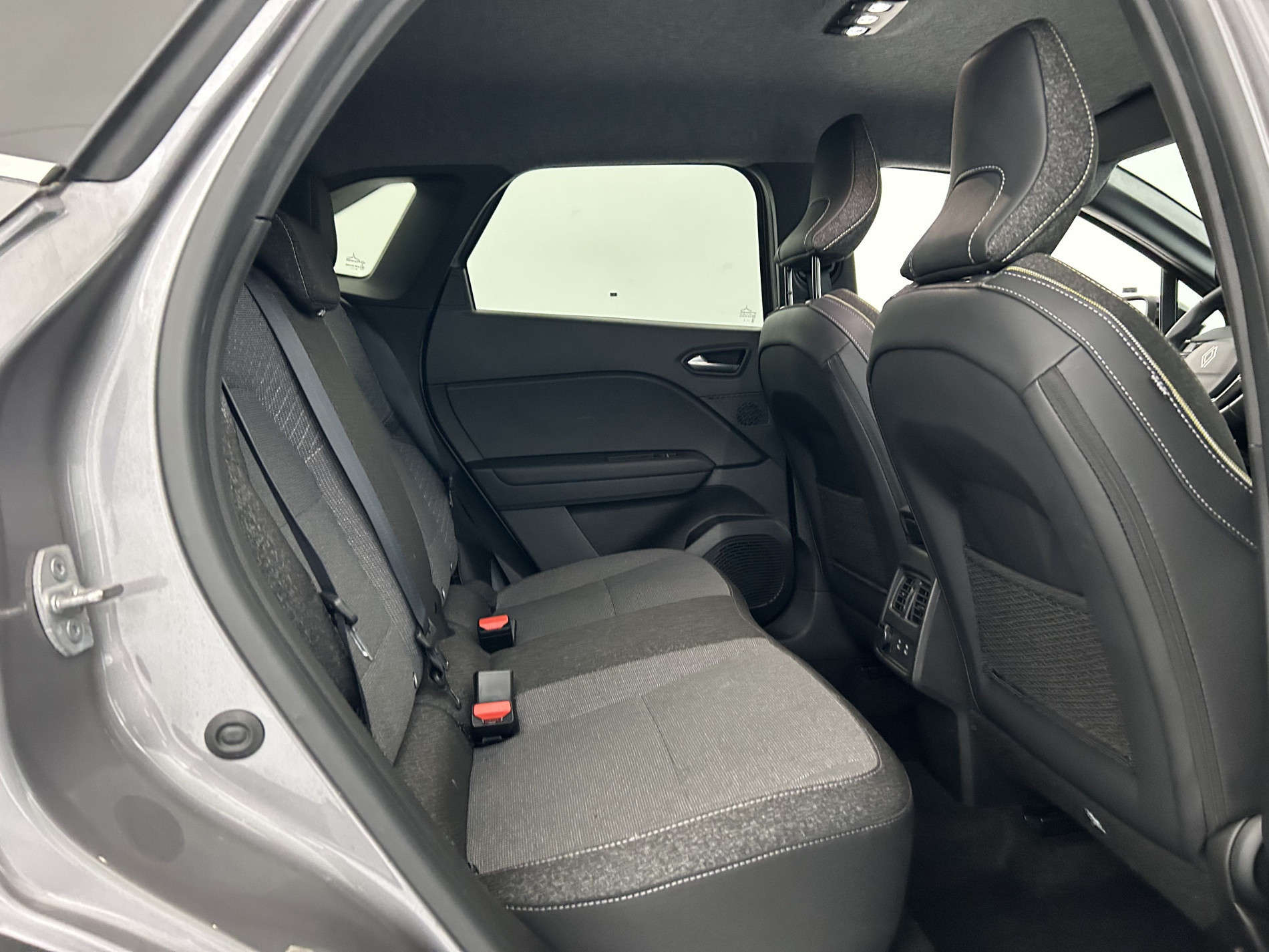 Vente en ligne Renault Symbioz  E-Tech full hybrid 145 au prix de 24 990 €