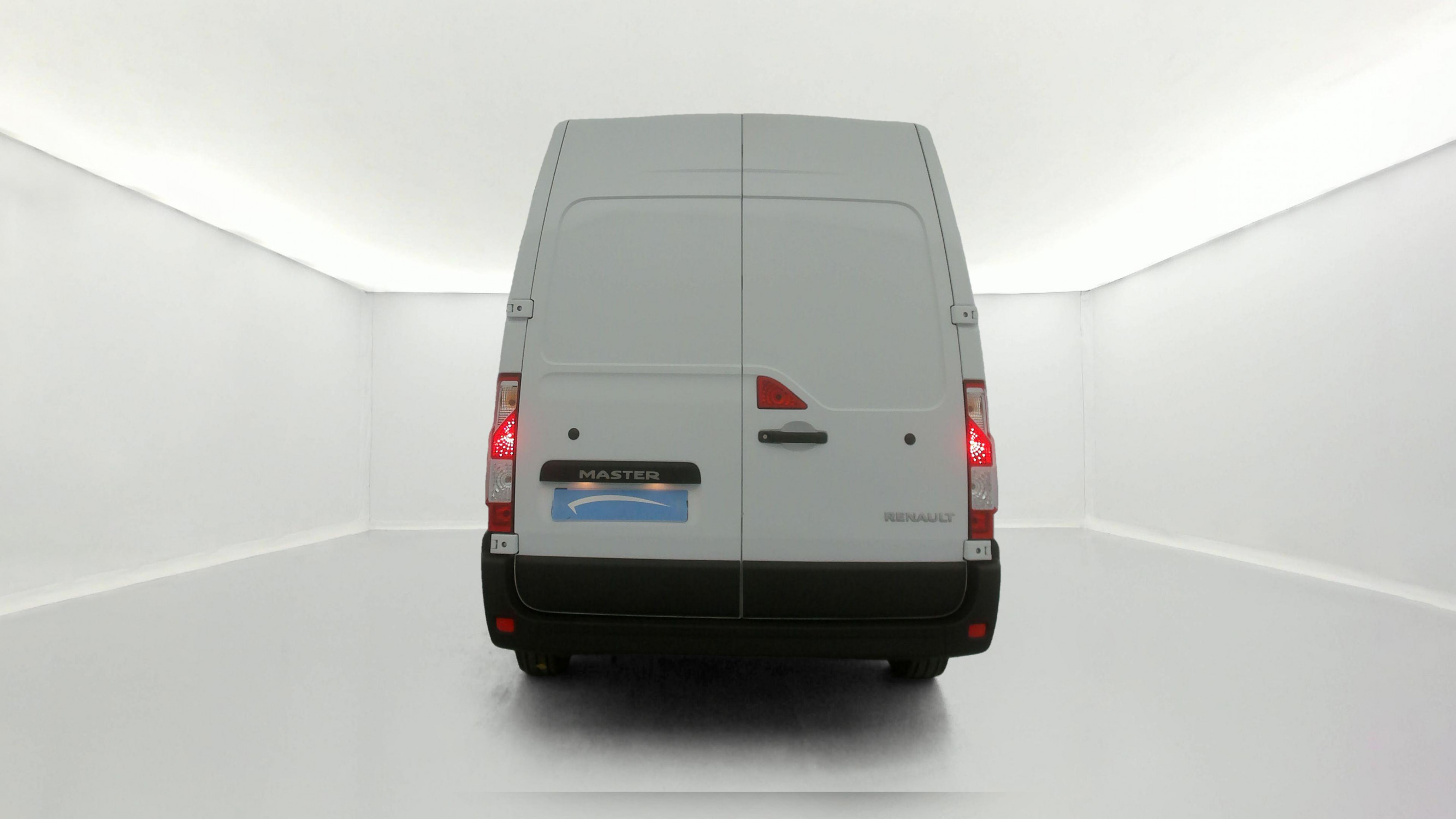 Vente en ligne Renault Master Fourgon MASTER FGN TRAC F3500 L2H2 BLUE DCI 135 au prix de 20 990 €