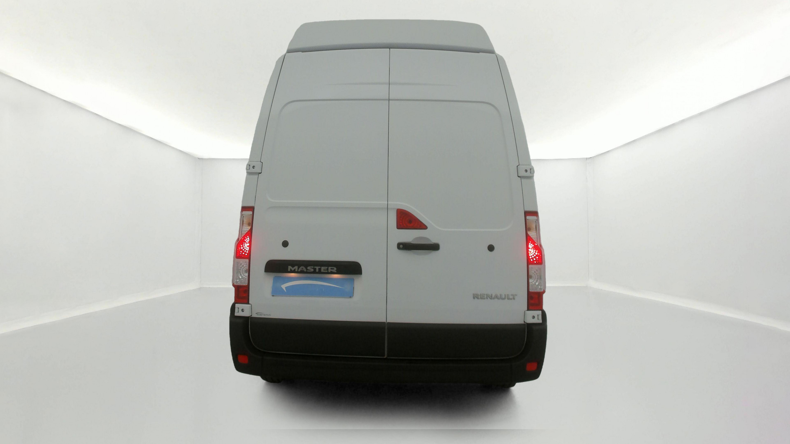 Vente en ligne Renault Master Fourgon MASTER FGN TRAC F3500 L3H3 BLUE DCI 135 au prix de 24 990 €