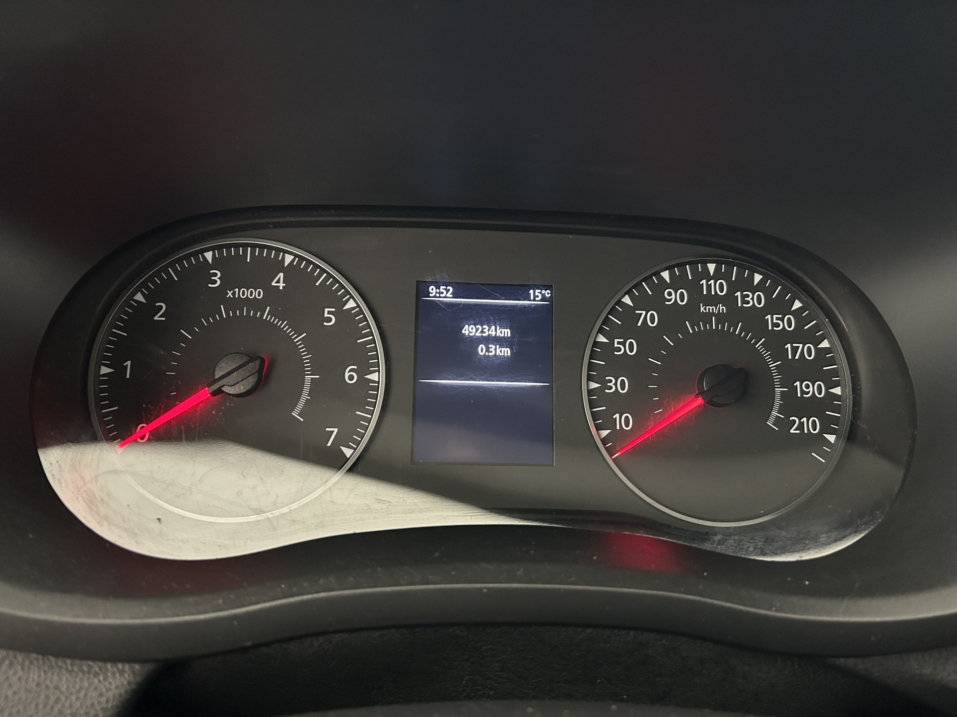 Vente en ligne Renault Master Fourgon MASTER FGN TRAC F3500 L2H2 BLUE DCI 135 au prix de 20 990 €
