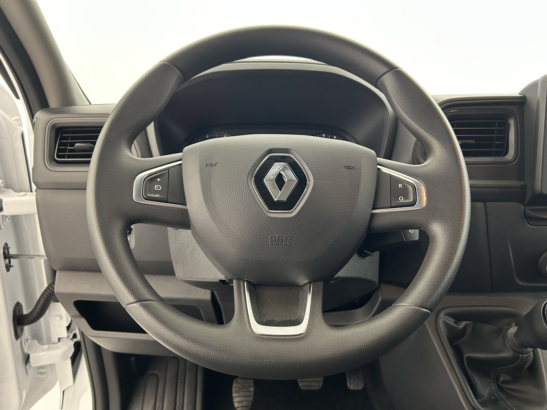 Vente en ligne Renault Master Fourgon MASTER FGN TRAC F3500 L2H2 BLUE DCI 135 au prix de 20 990 €