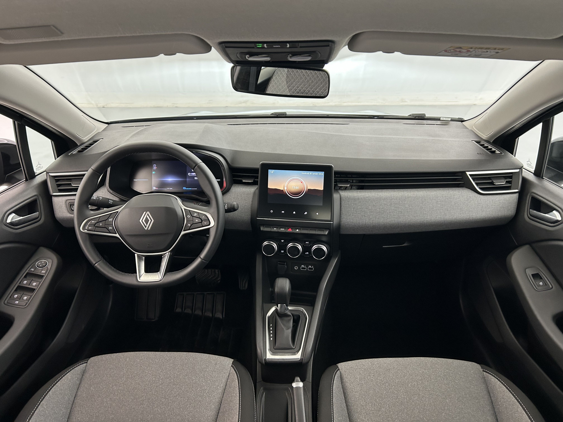 Vente en ligne Renault Clio 5 Clio E-Tech full hybrid 145 au prix de 18 790 €