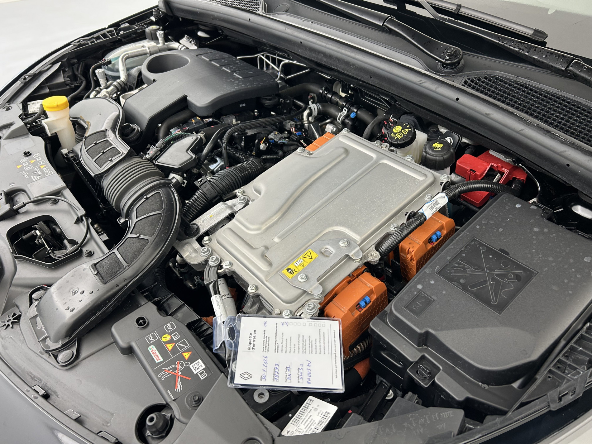 Vente en ligne Renault Clio 5 Clio E-Tech full hybrid 145 au prix de 18 790 €
