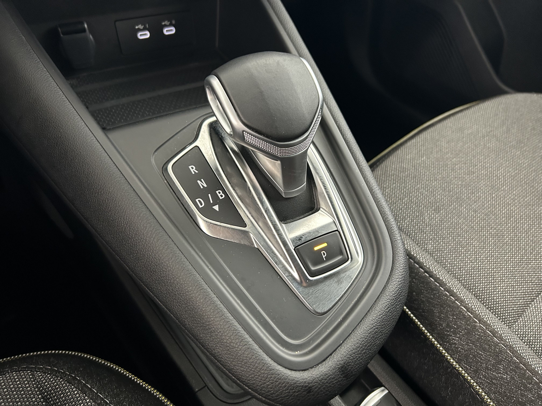 Vente en ligne Renault Symbioz  E-Tech full hybrid 145 au prix de 24 990 €