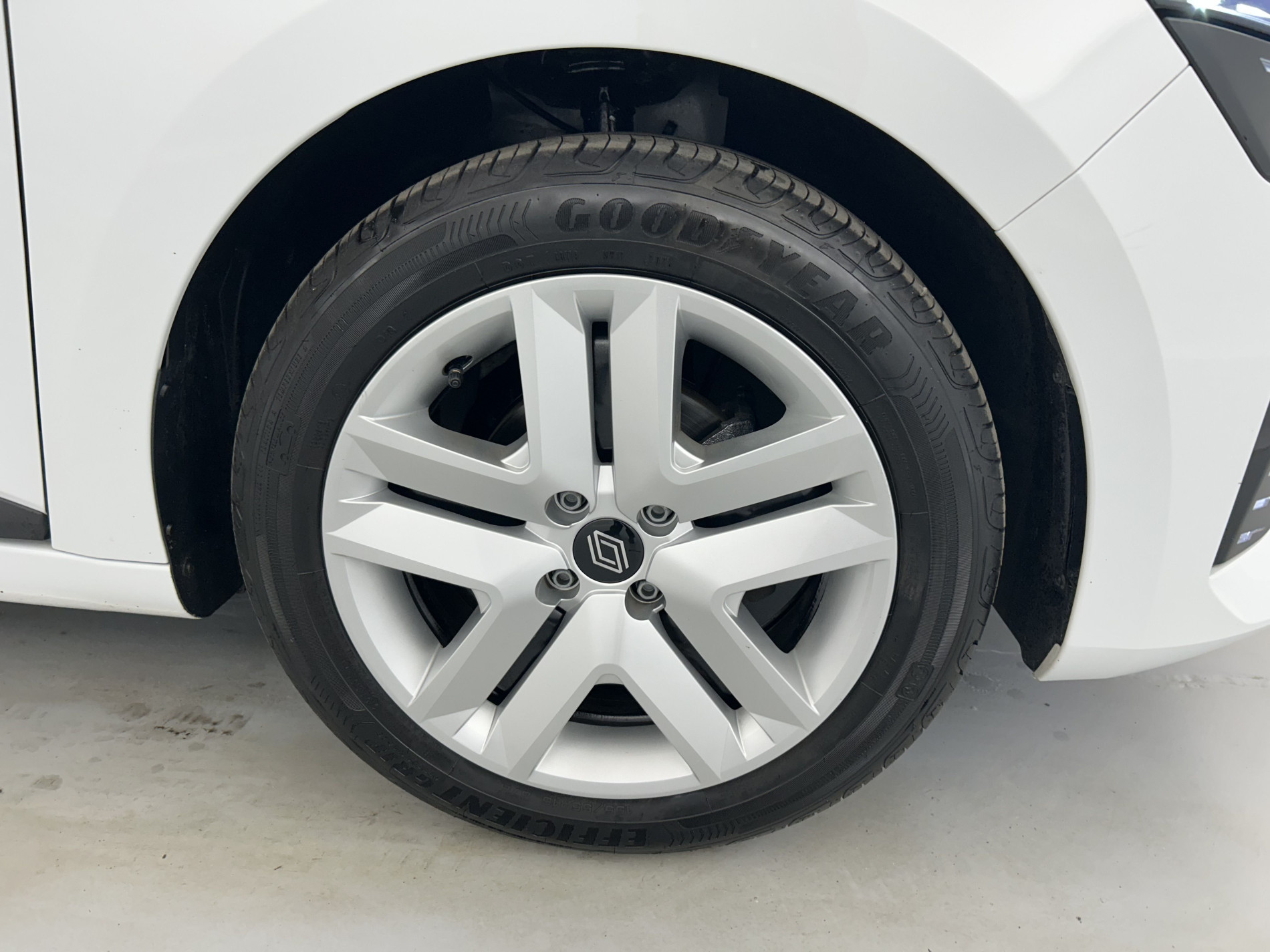 Vente en ligne Renault Clio 5 Clio TCe 90 ch GSR2 au prix de 15 990 €