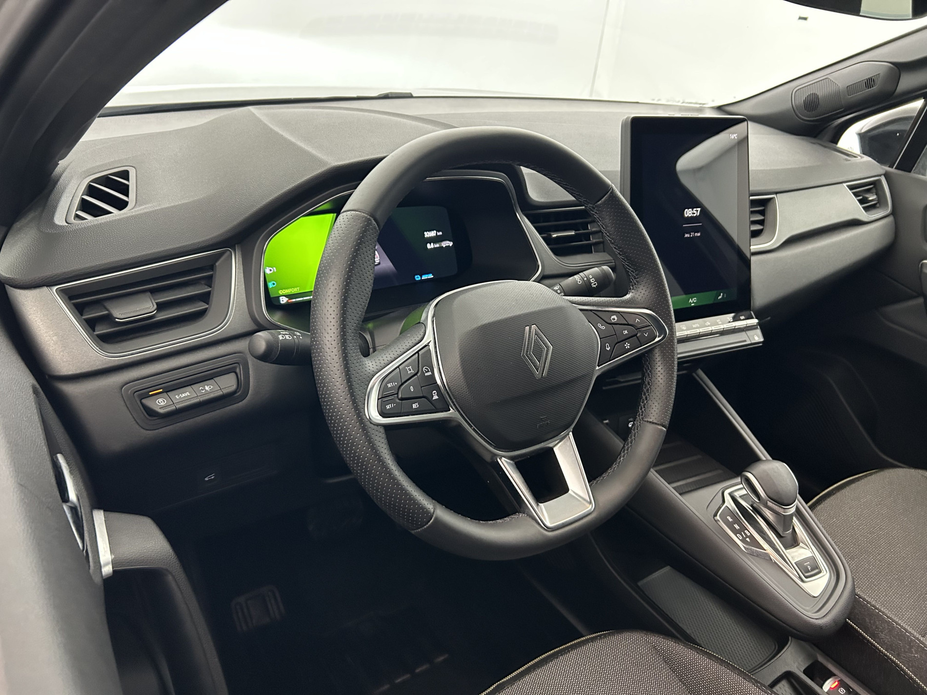 Vente en ligne Renault Symbioz  E-Tech full hybrid 145 au prix de 24 990 €