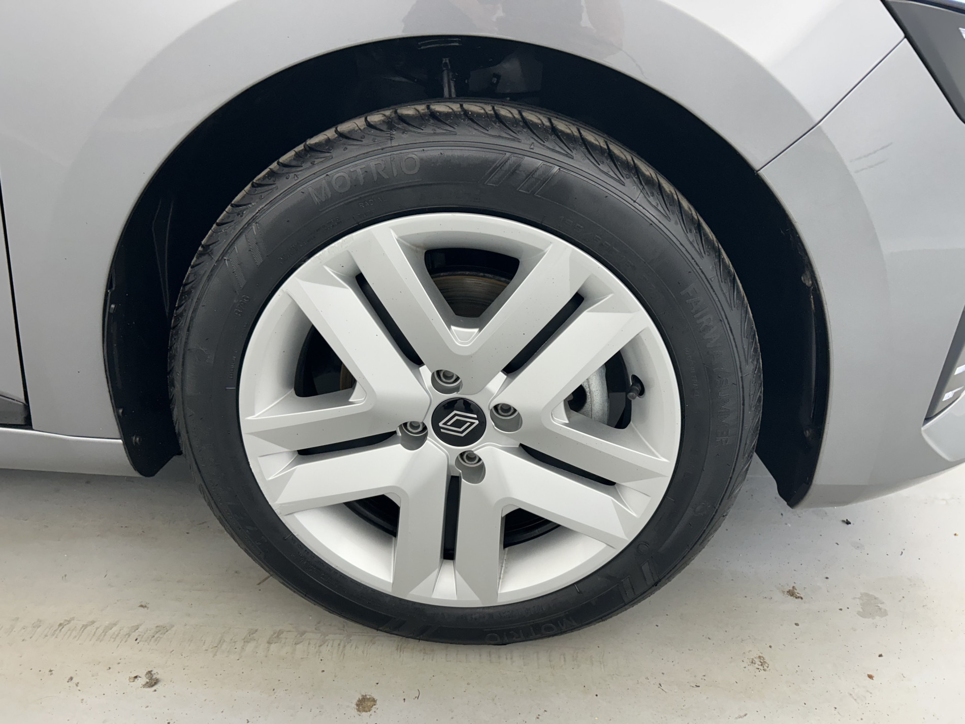 Vente en ligne Renault Clio 5 Clio E-Tech full hybrid 145 ch GSR2 au prix de 18 990 €