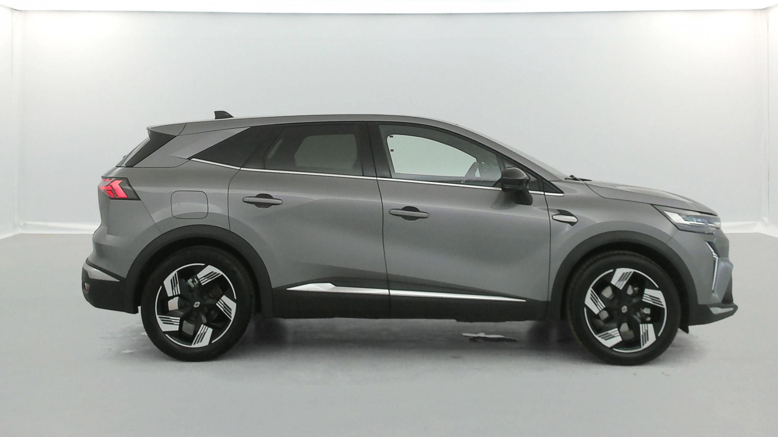 Vente en ligne Renault Symbioz  E-Tech full hybrid 145 au prix de 24 990 €