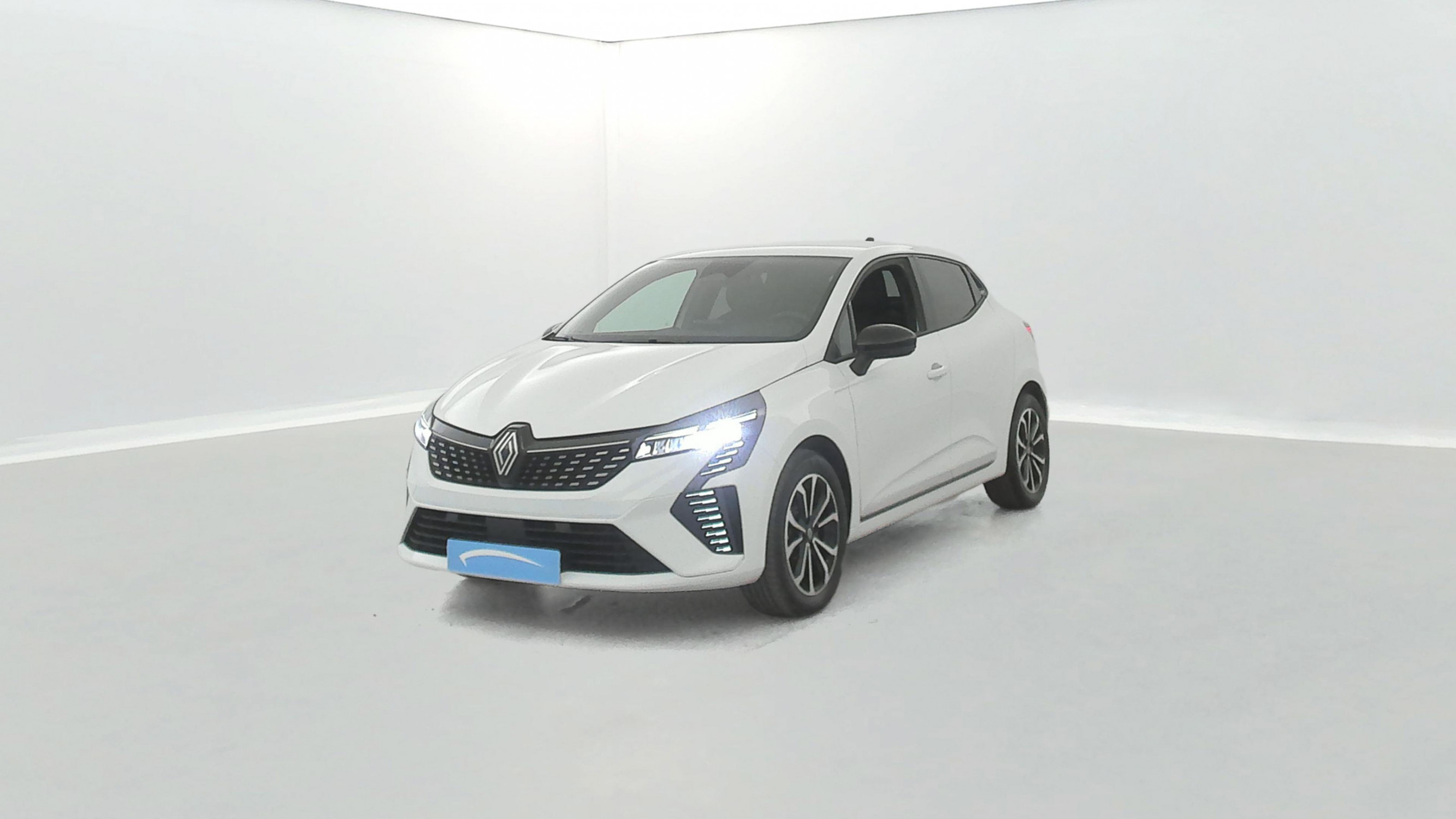 Renault Clio 5 Clio E-Tech full hybrid 145 ch GSR2 occasion de 2025 en vente à Vannes