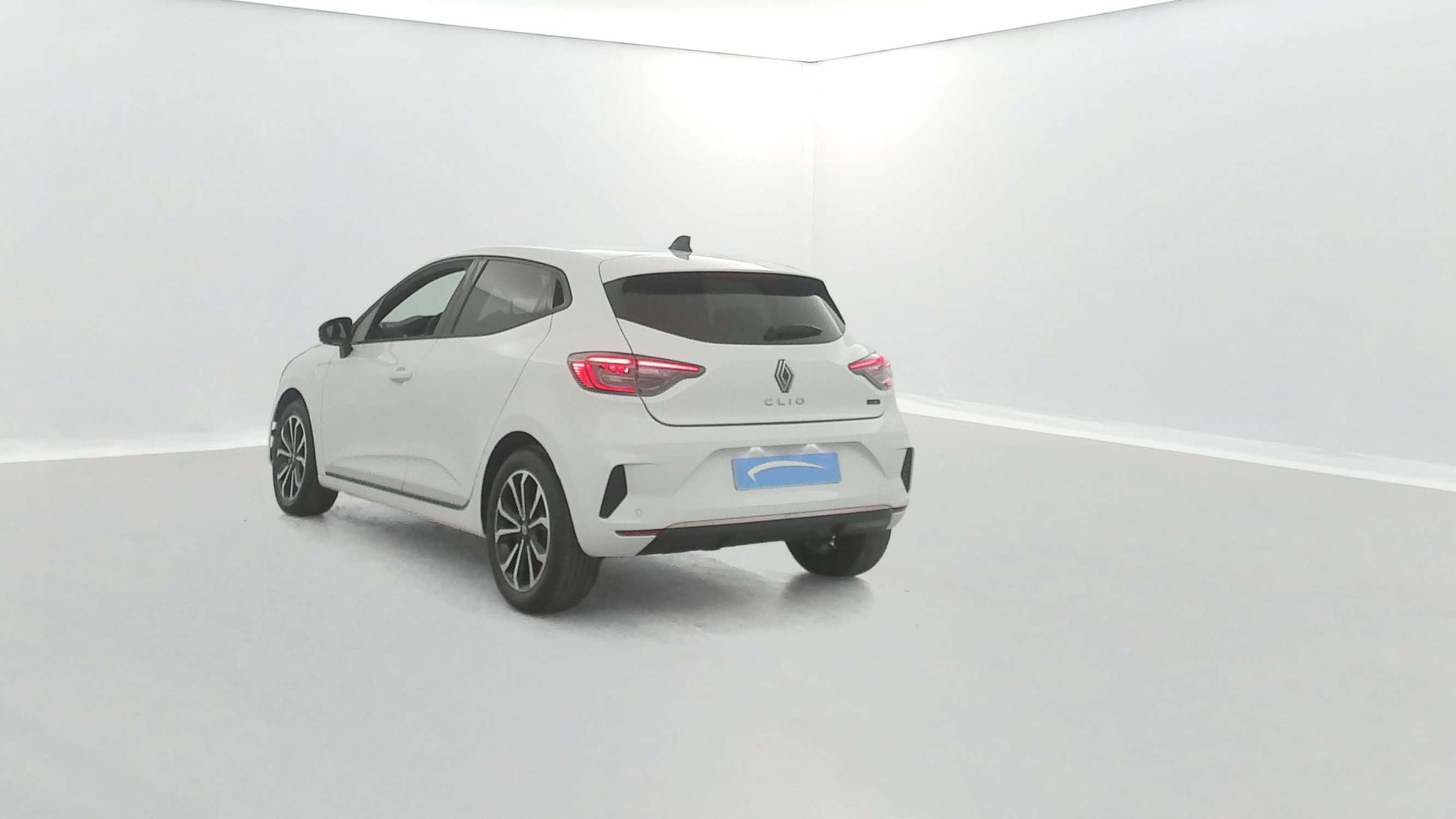 Vente en ligne Renault Clio 5 Clio E-Tech full hybrid 145 ch GSR2 au prix de 20 490 €