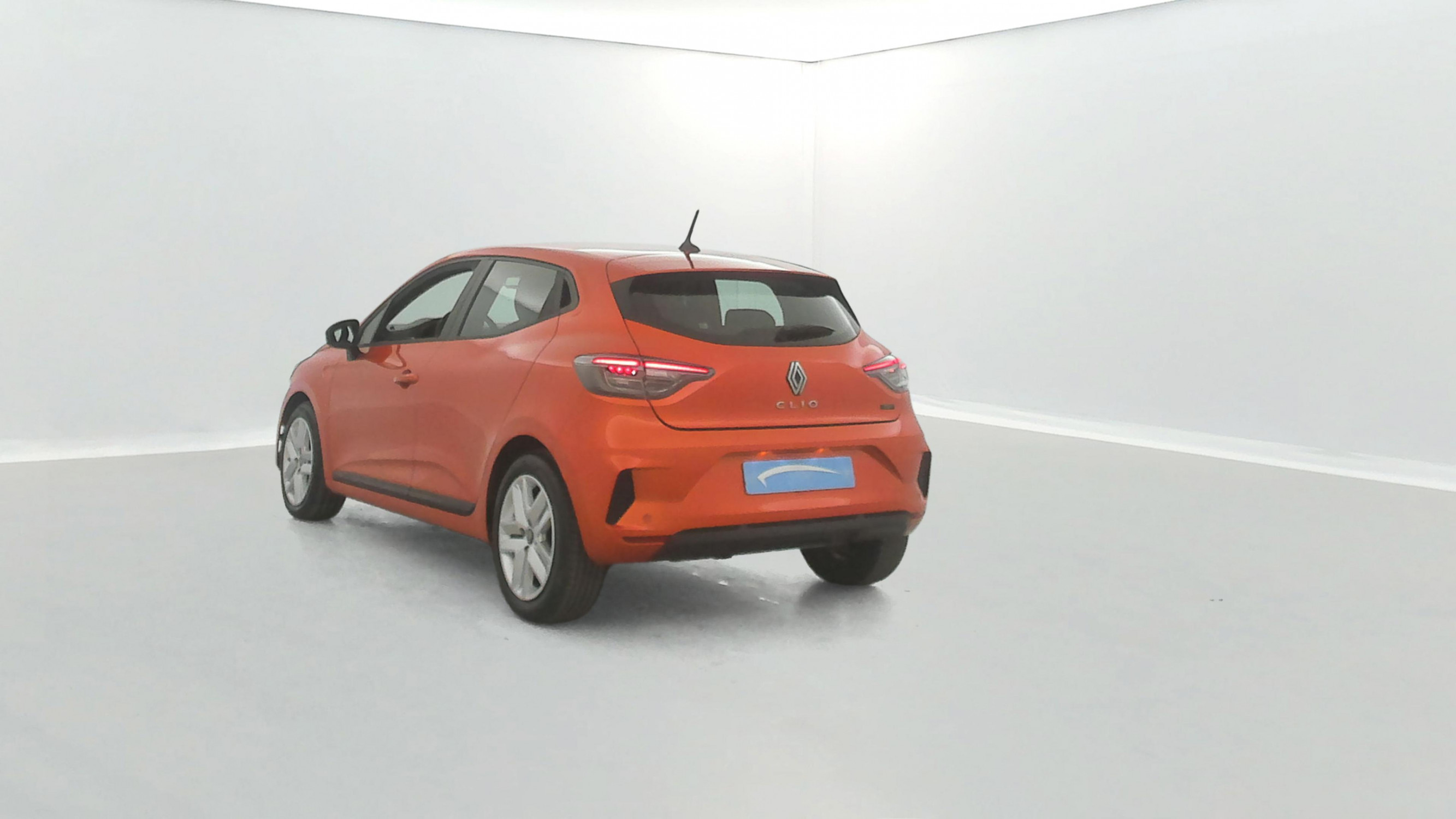 Vente en ligne Renault Clio 5 Clio E-Tech full hybrid 145 ch GSR2 au prix de 18 690 €
