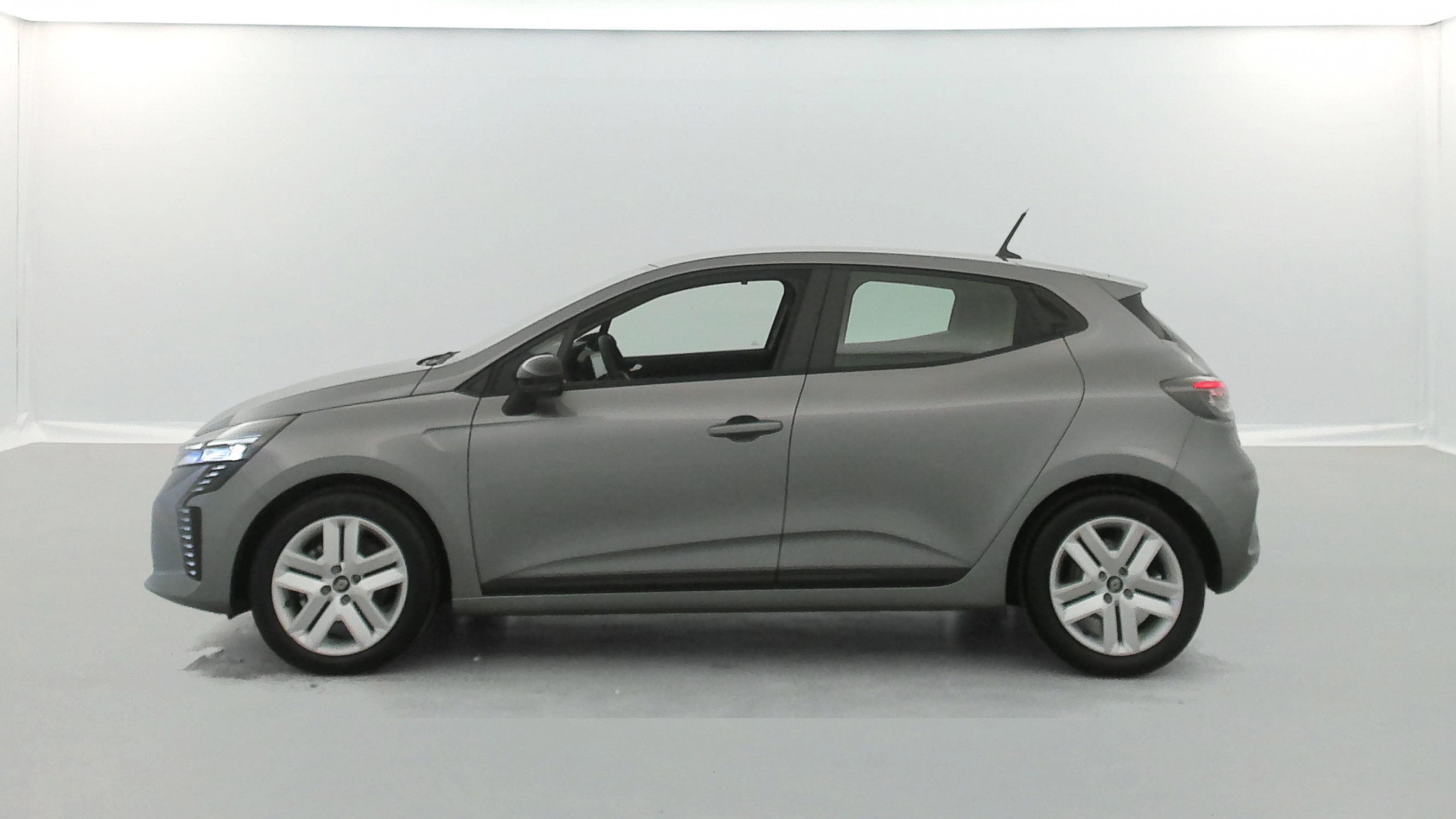 Vente en ligne Renault Clio 5 Clio E-Tech full hybrid 145 ch GSR2 au prix de 18 990 €