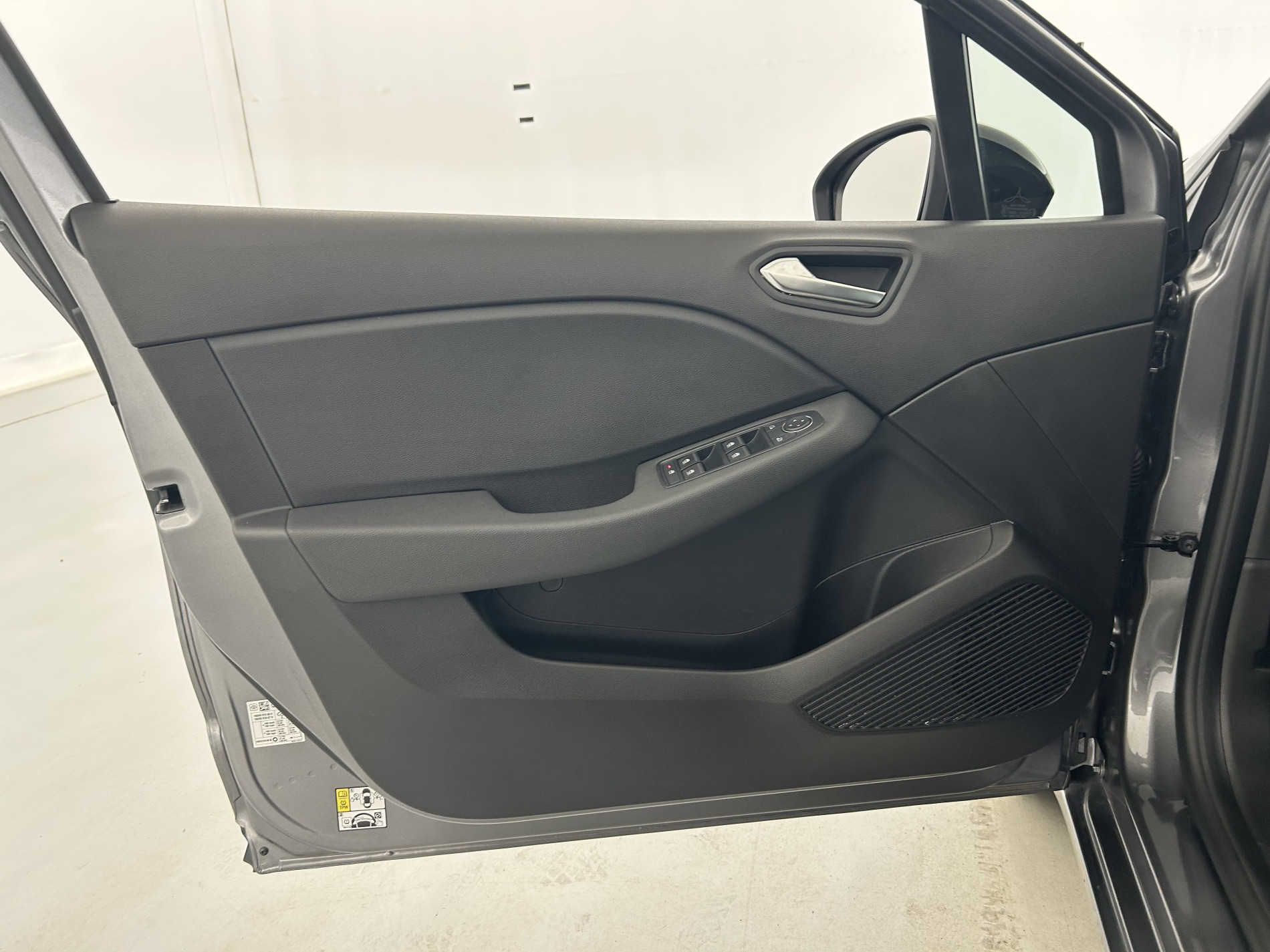 Vente en ligne Renault Clio 5 Clio E-Tech full hybrid 145 ch GSR2 au prix de 18 990 €