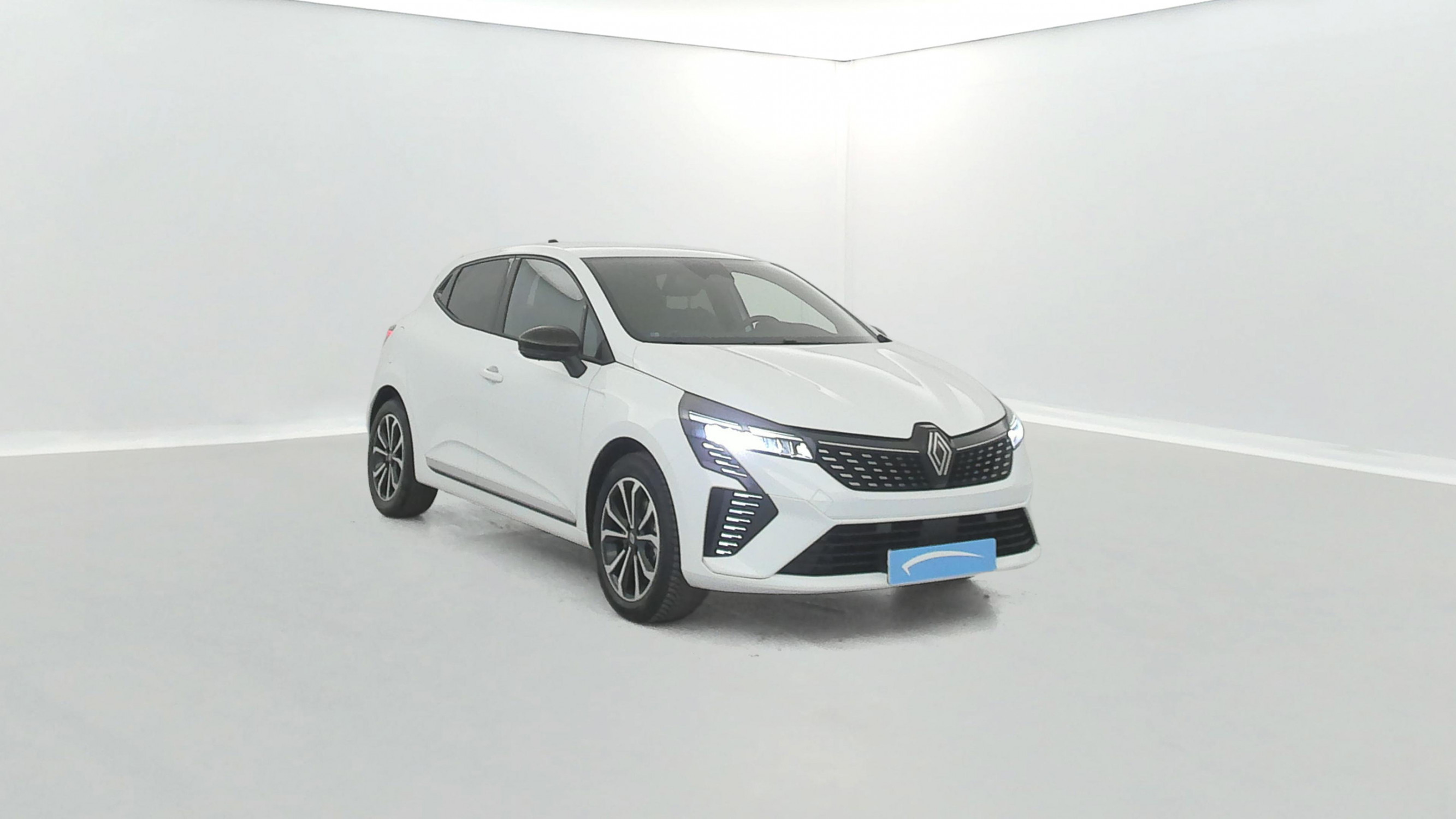 Vente en ligne Renault Clio 5 Clio E-Tech full hybrid 145 ch GSR2 au prix de 20 490 €