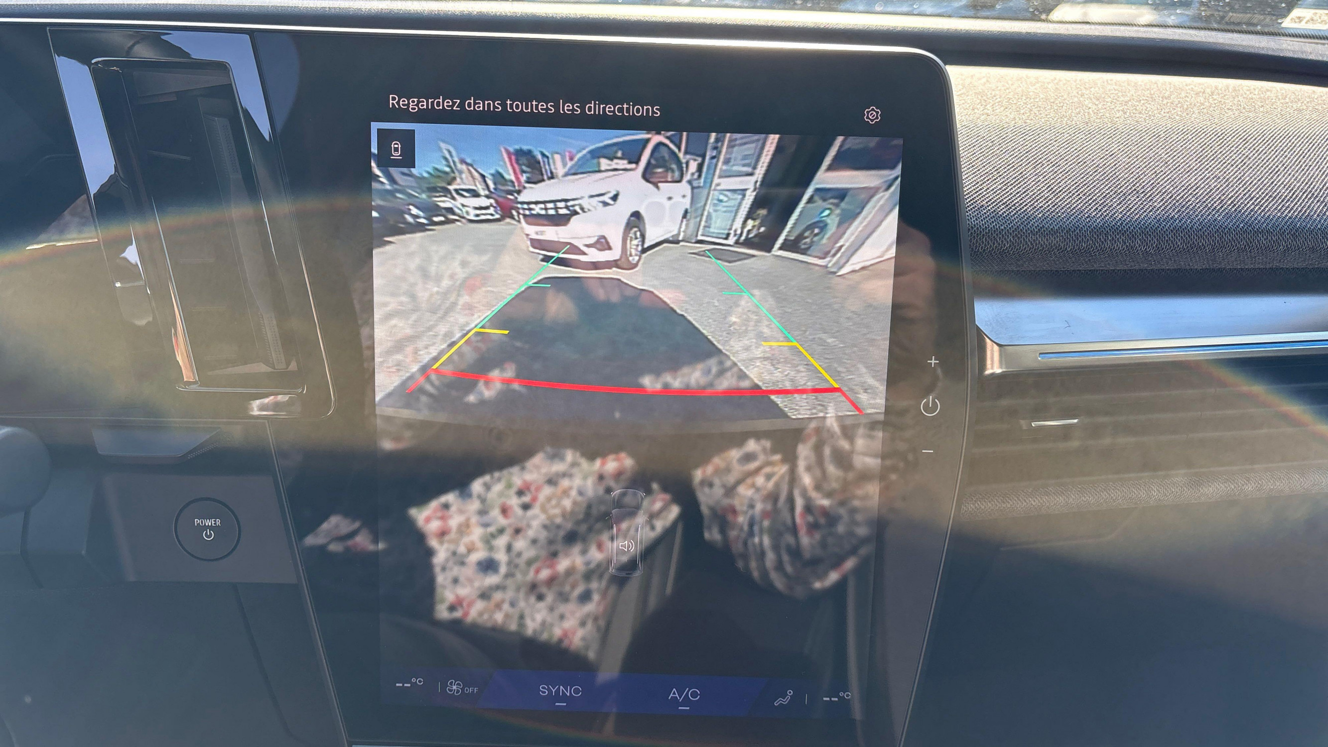 Vente en ligne Renault Scenic E-Tech Scenic E-Tech électrique 220 ch grande autonomie au prix de 37 290 €