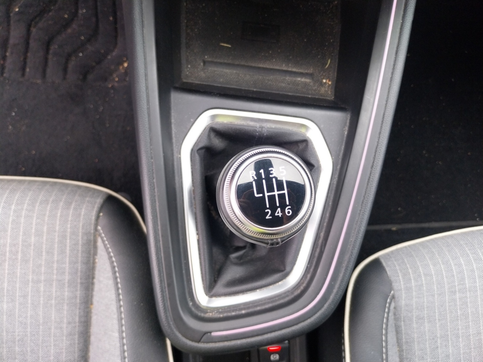 Vente en ligne Renault Clio 5 Clio TCe 90 au prix de 15 390 €