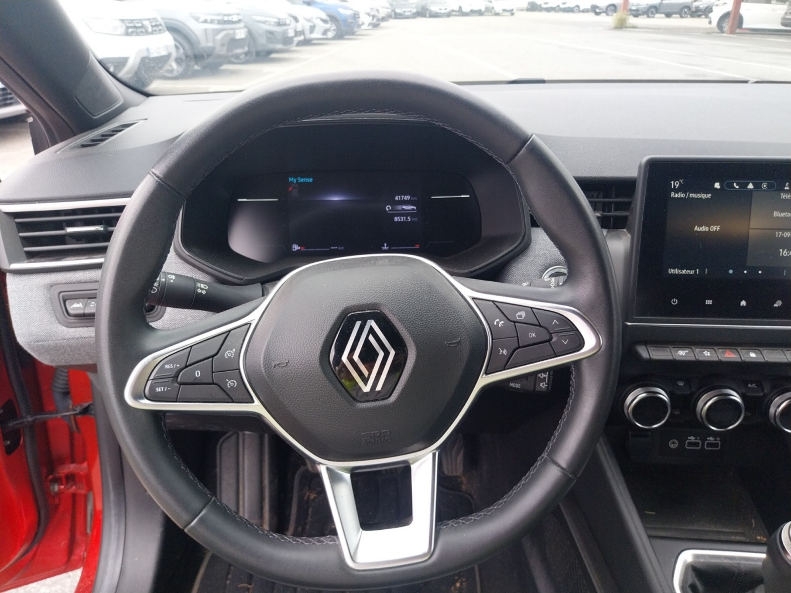 Vente en ligne Renault Clio 5 Clio TCe 90 au prix de 15 390 €