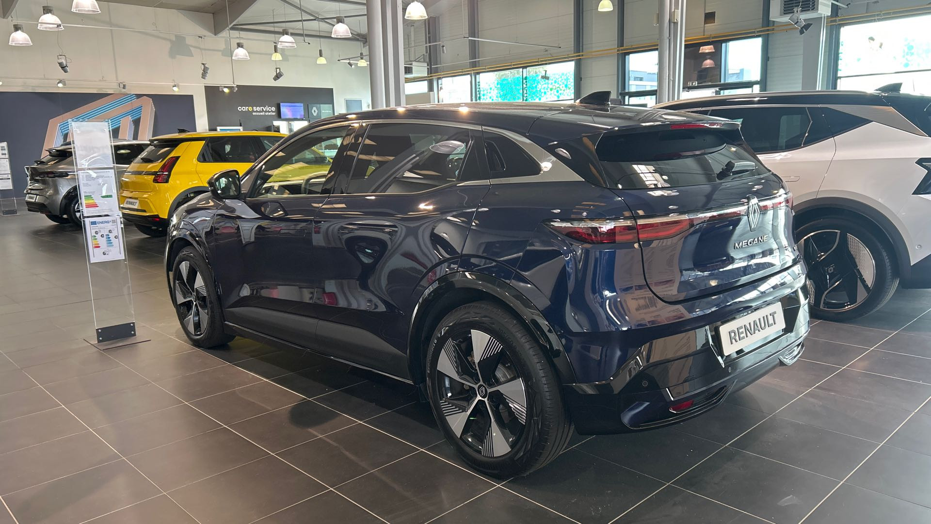 Renault Megane E-Tech  220 ch autonomie confort GSR2 occasion de 2026 en vente à Vannes