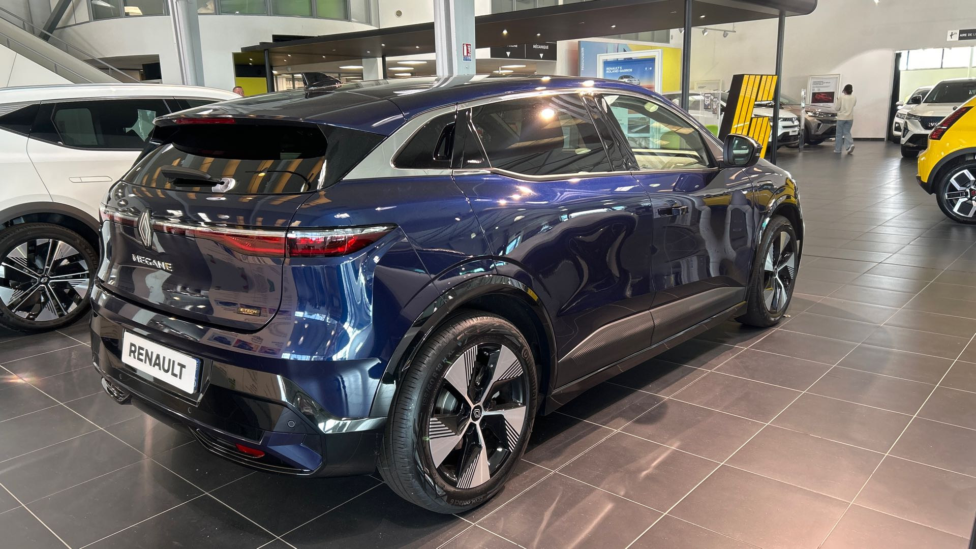 Vente en ligne Renault Megane E-Tech  220 ch autonomie confort GSR2 au prix de 37 500 €