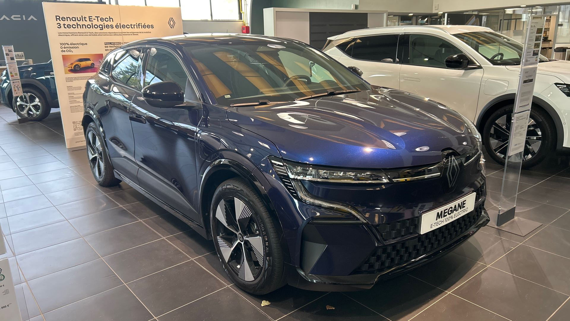 Vente en ligne Renault Megane E-Tech  220 ch autonomie confort GSR2 au prix de 37 500 €