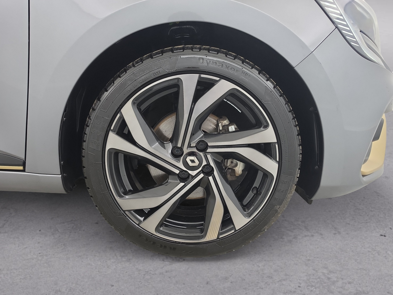 Vente en ligne Renault Clio 5 Clio E-Tech hybride 145 au prix de 18 290 €