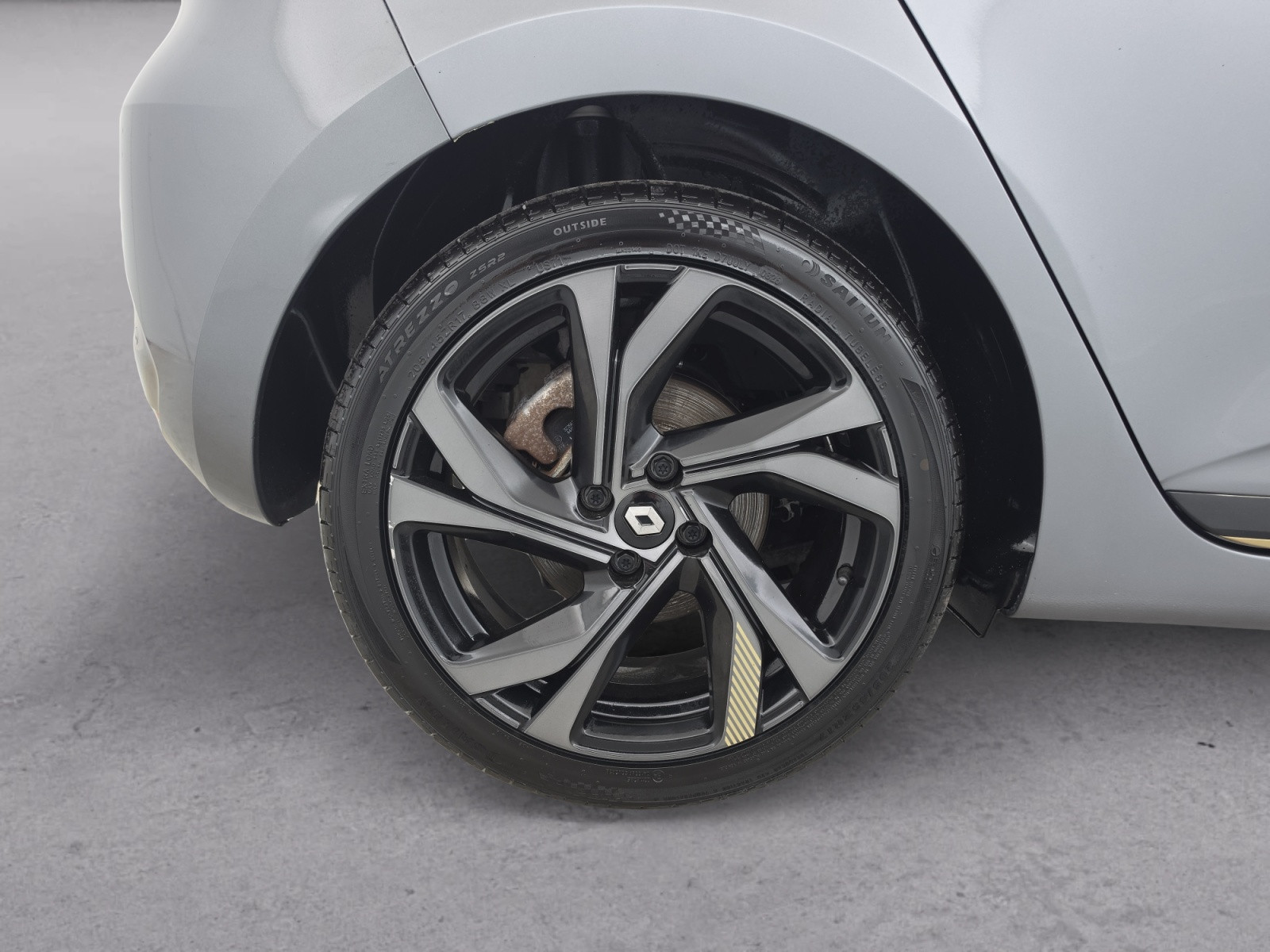 Vente en ligne Renault Clio 5 Clio E-Tech hybride 145 au prix de 18 290 €