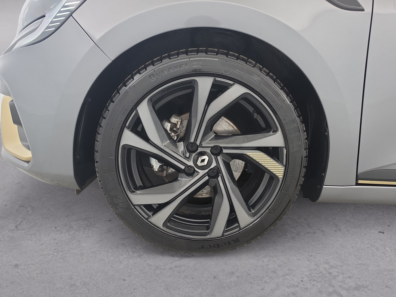 Vente en ligne Renault Clio 5 Clio E-Tech hybride 145 au prix de 18 290 €