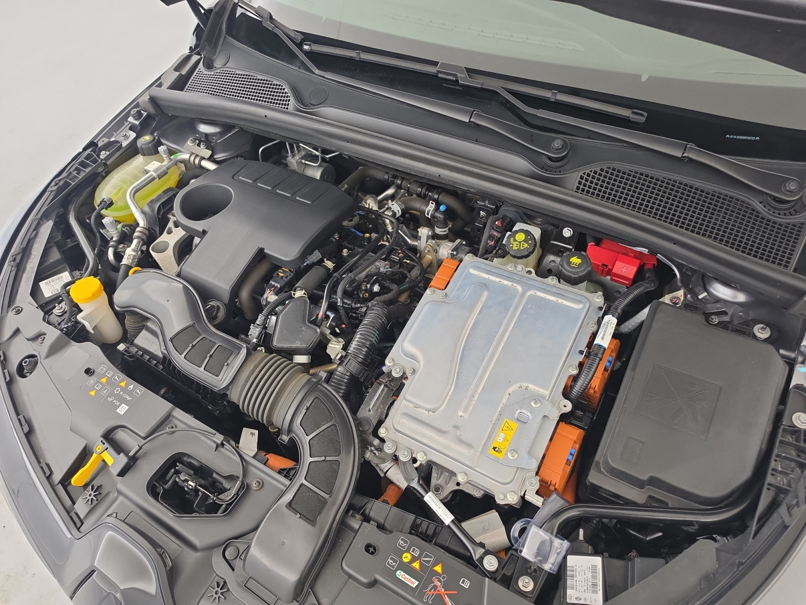 Vente en ligne Renault Clio 5 Clio E-Tech hybride 145 au prix de 18 290 €