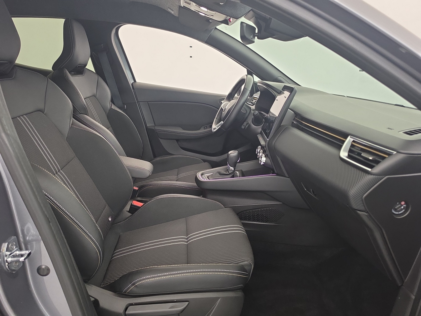 Vente en ligne Renault Clio 5 Clio E-Tech hybride 145 au prix de 18 290 €