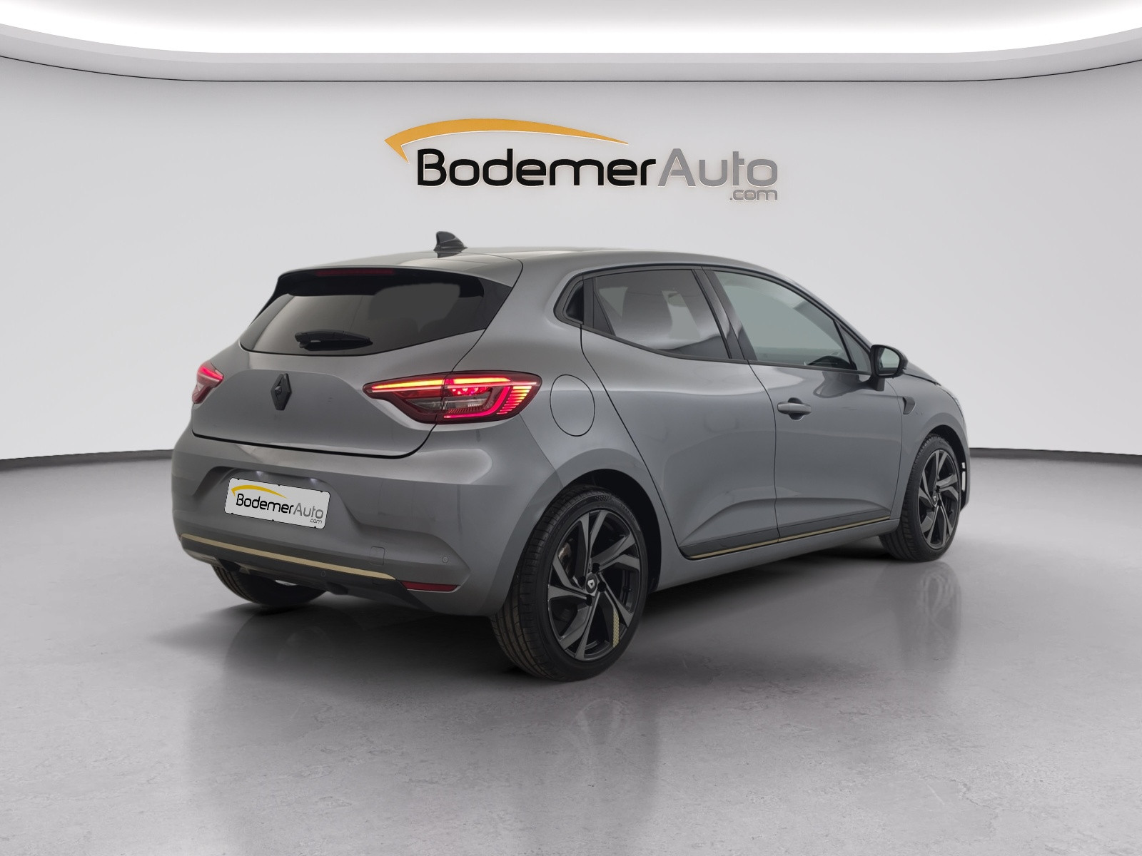Vente en ligne Renault Clio 5 Clio E-Tech hybride 145 au prix de 18 290 €