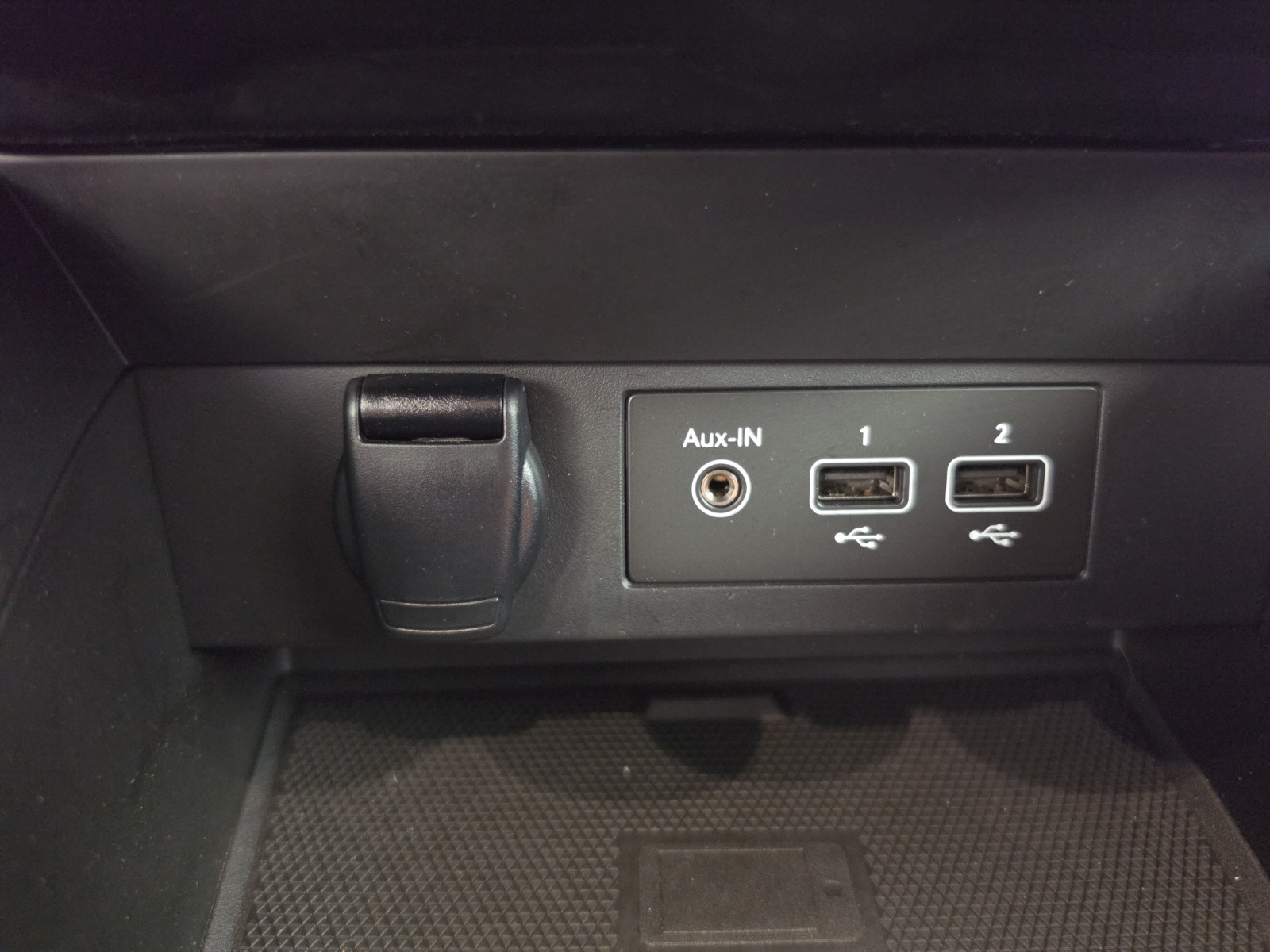 Vente en ligne Renault Clio 5 Clio E-Tech hybride 145 au prix de 18 290 €