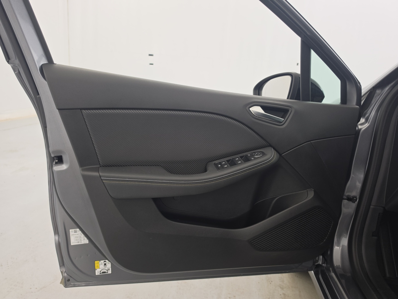 Vente en ligne Renault Clio 5 Clio E-Tech hybride 145 au prix de 18 290 €