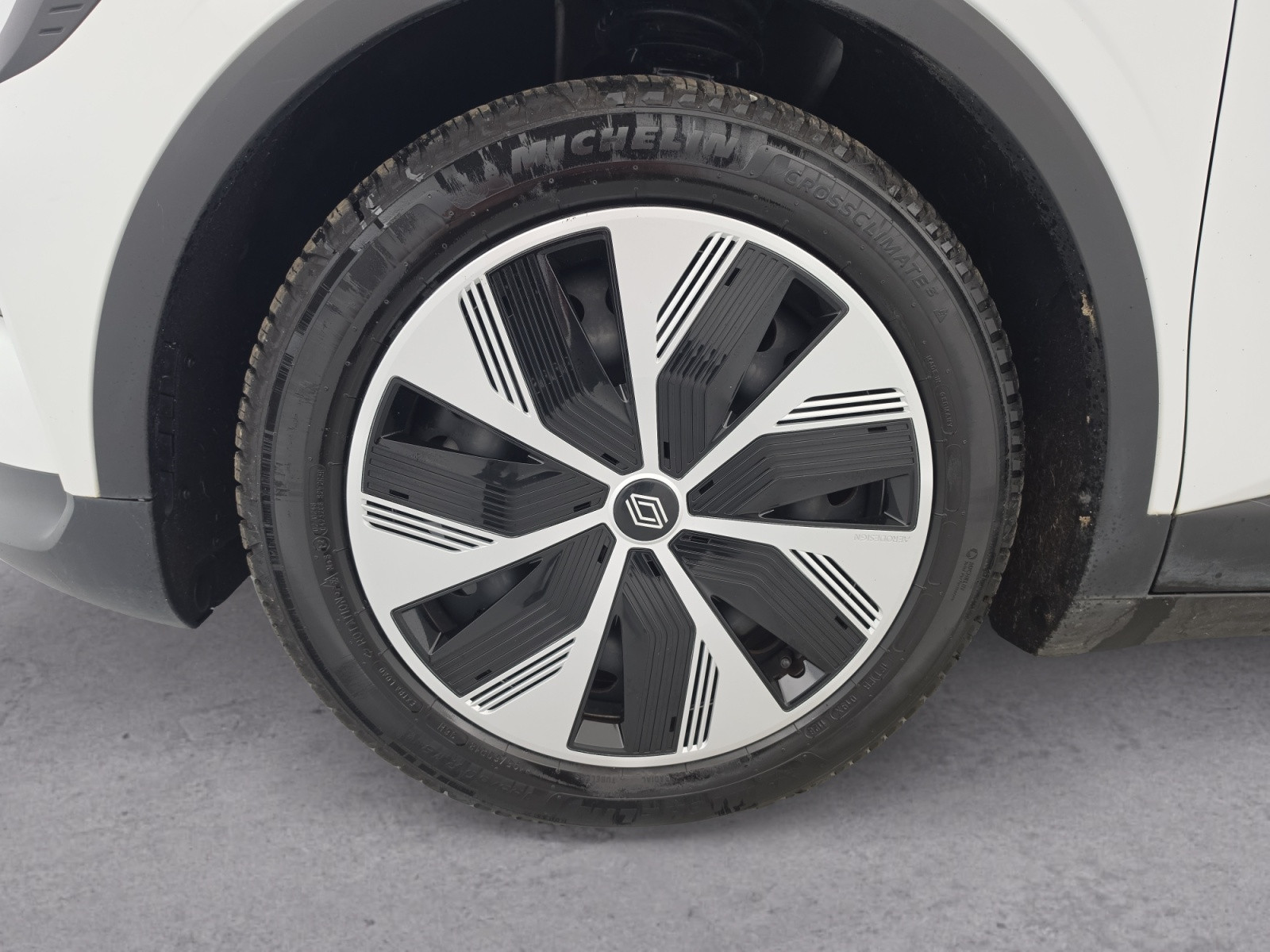 Vente en ligne Renault Megane E-Tech  ER EV60 130ch super charge au prix de 23 690 €