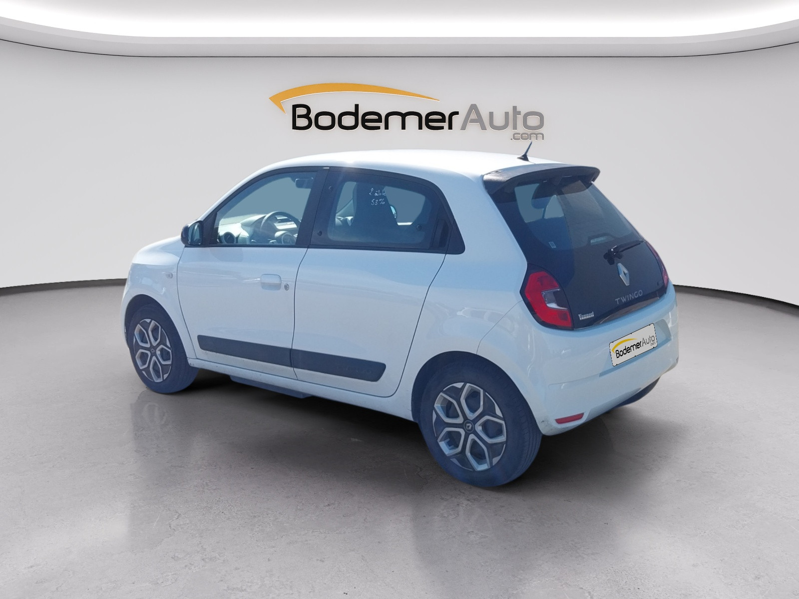 Vente en ligne Renault Twingo Electrique Twingo III E-Tech au prix de 12 990 €
