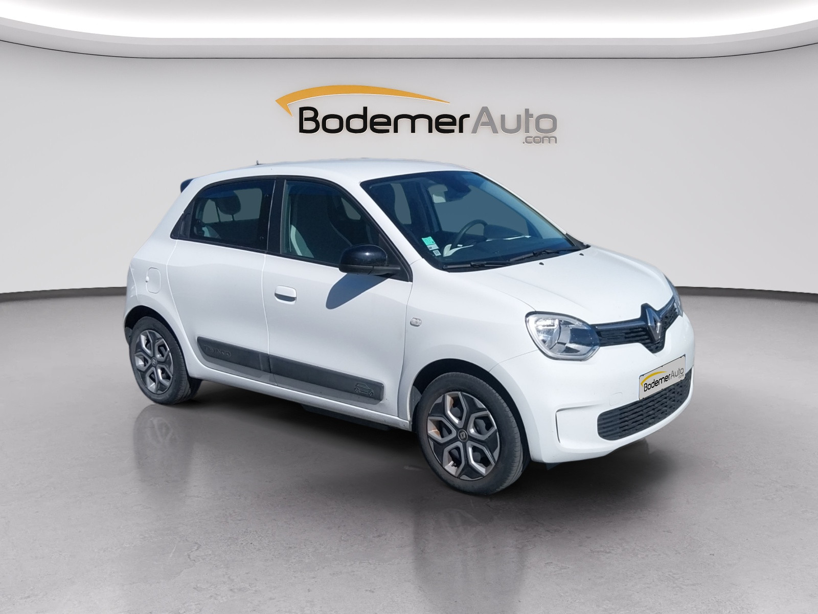 Vente en ligne Renault Twingo Electrique Twingo III E-Tech au prix de 12 990 €
