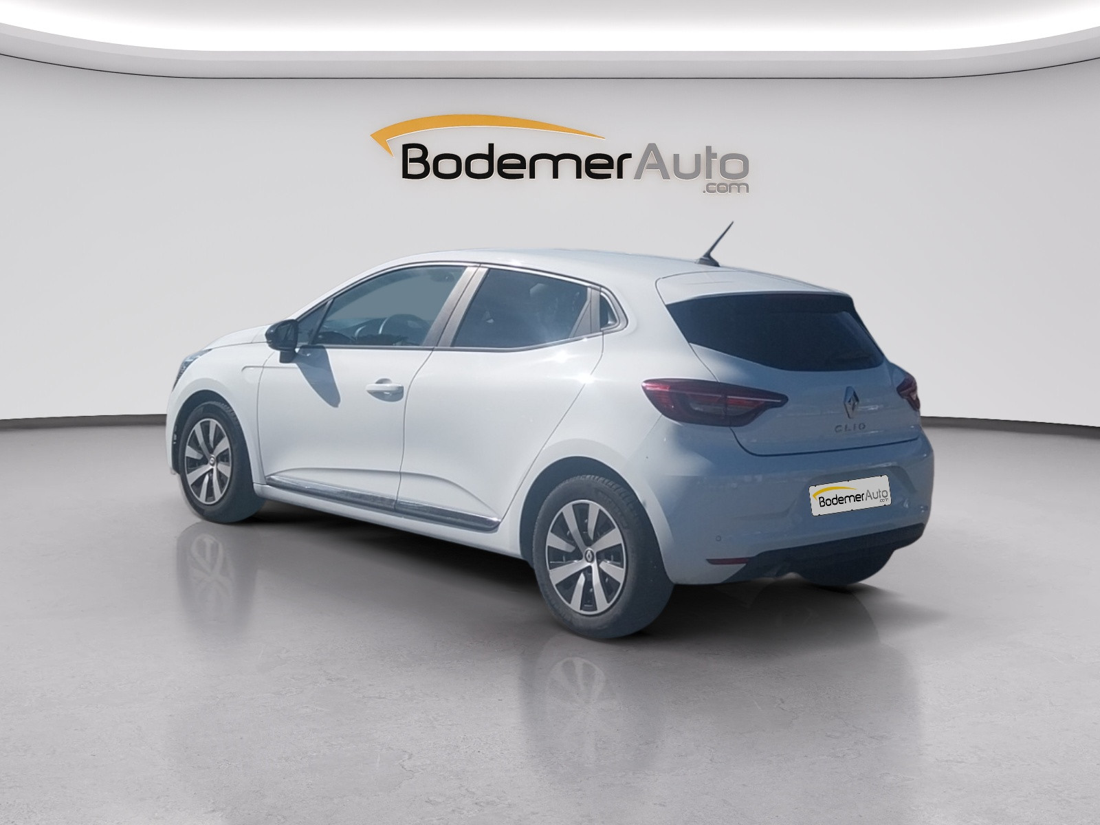 Vente en ligne Renault Clio 5 Clio TCe 90 au prix de 12 990 €