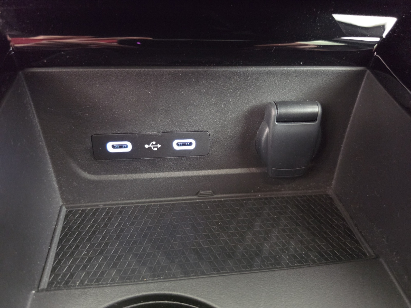 Vente en ligne Renault Austral  full hybrid E-Tech 200 ch au prix de 39 990 €