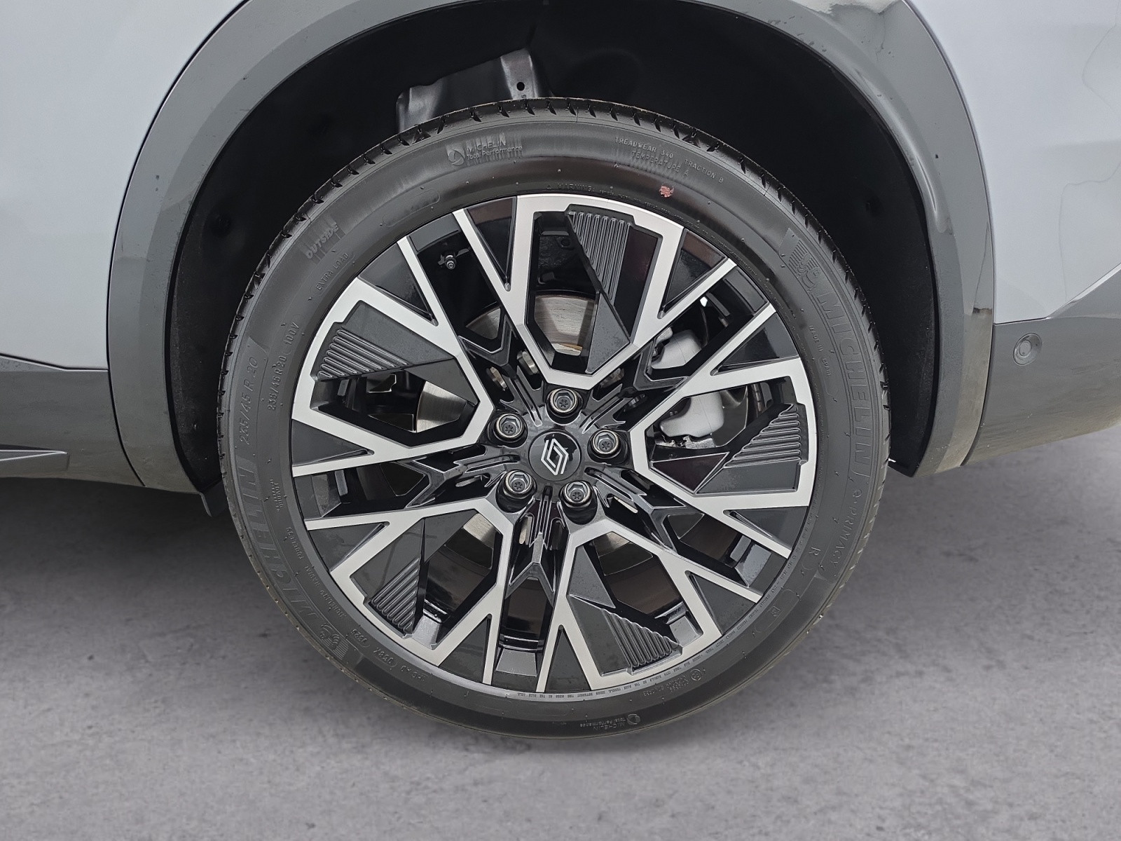 Vente en ligne Renault Austral  full hybrid E-Tech 200 ch au prix de 39 990 €
