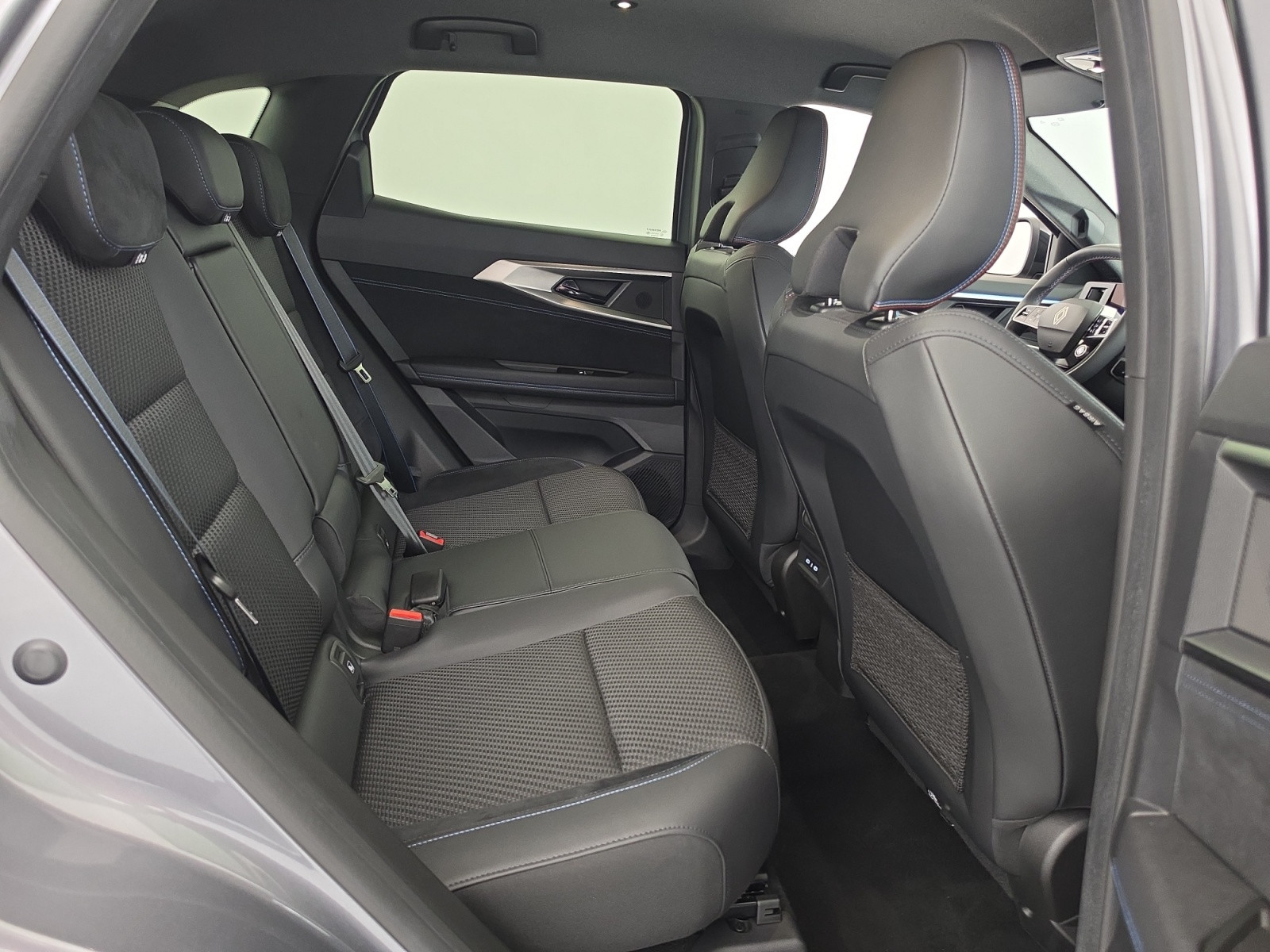 Vente en ligne Renault Austral  full hybrid E-Tech 200 ch au prix de 39 990 €
