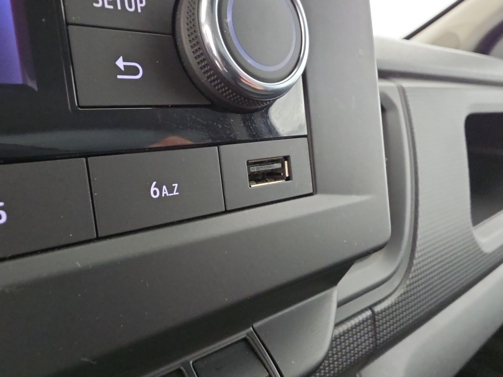 Vente en ligne Renault Trafic 3 Fourgon TRAFIC FGN L1H1 3000 KG BLUE DCI 130 au prix de 23 490 €
