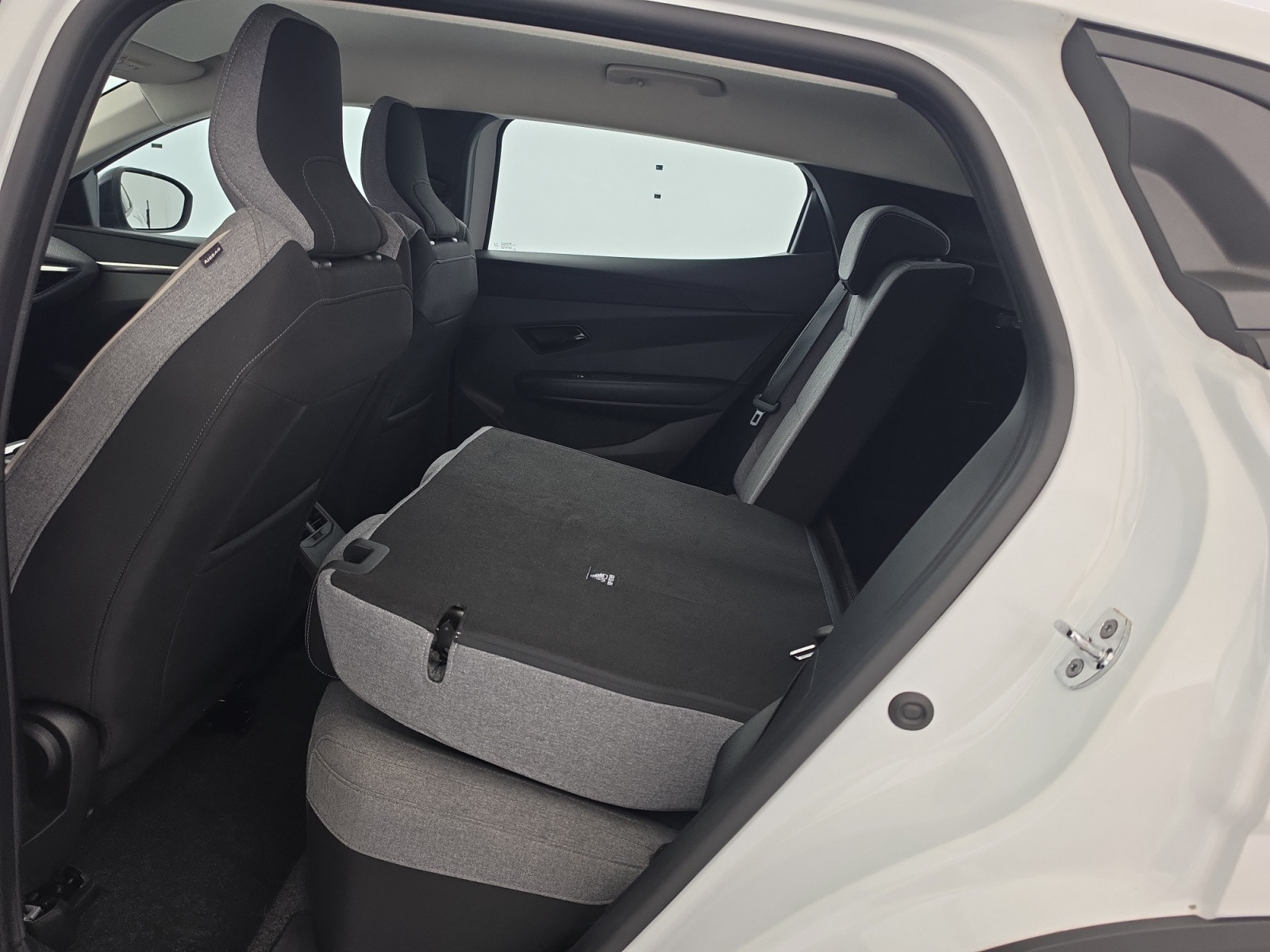 Vente en ligne Renault Megane E-Tech  ER EV60 130ch super charge au prix de 23 690 €