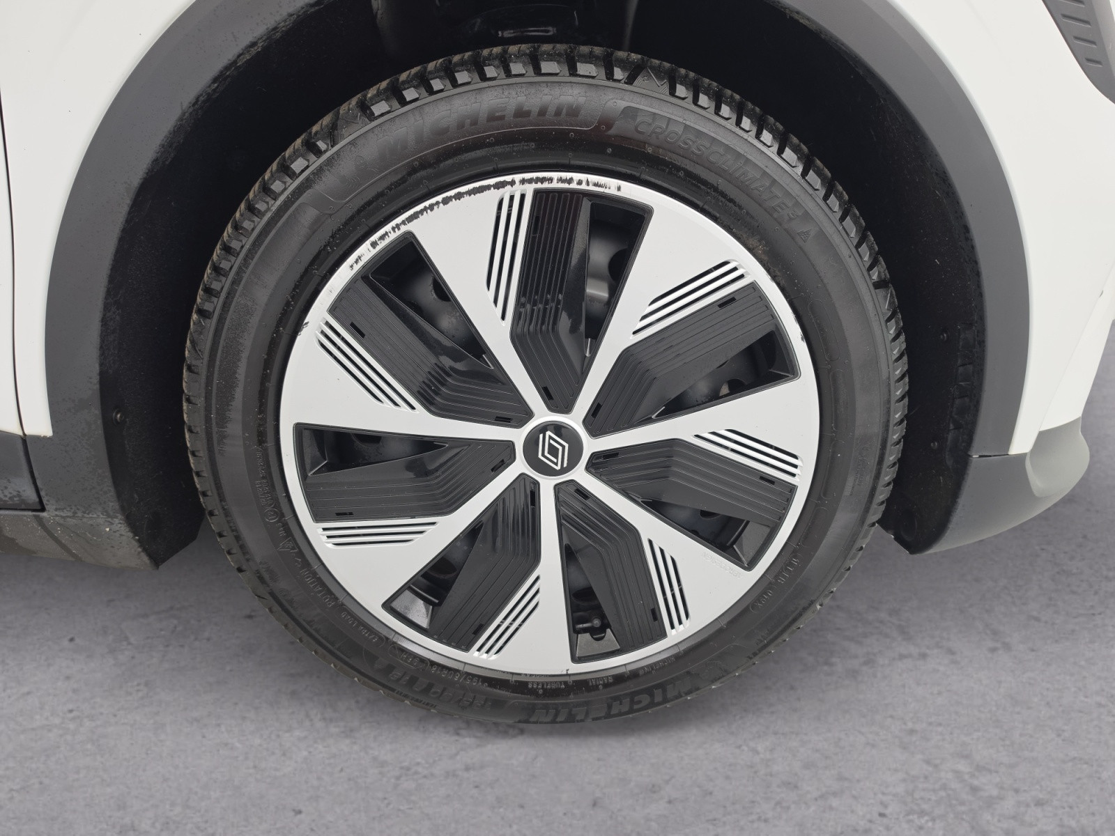 Vente en ligne Renault Megane E-Tech  ER EV60 130ch super charge au prix de 23 690 €