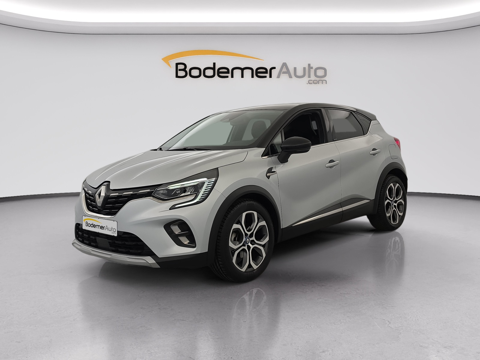 Renault Captur  E-Tech Plug-in 160 occasion de 2021 en vente à Vannes