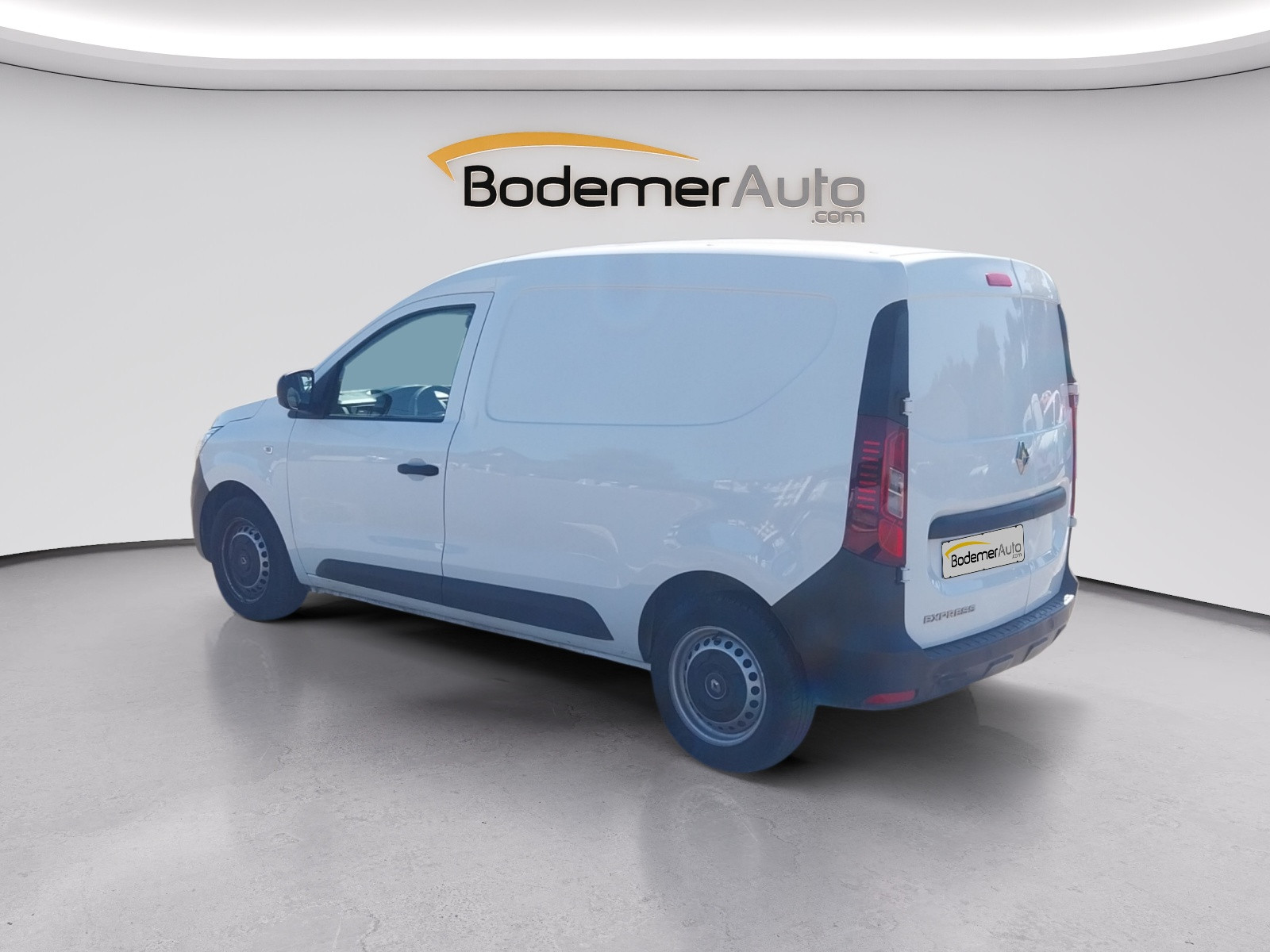 Vente en ligne Renault Express Van  BLUE DCI 95 - 22 au prix de 15 990 €