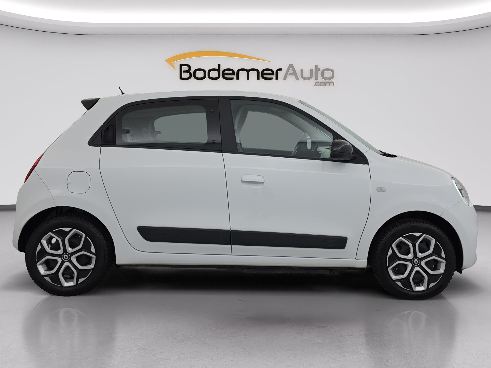 Vente en ligne Renault Twingo Electrique Twingo III E-Tech au prix de 12 990 €